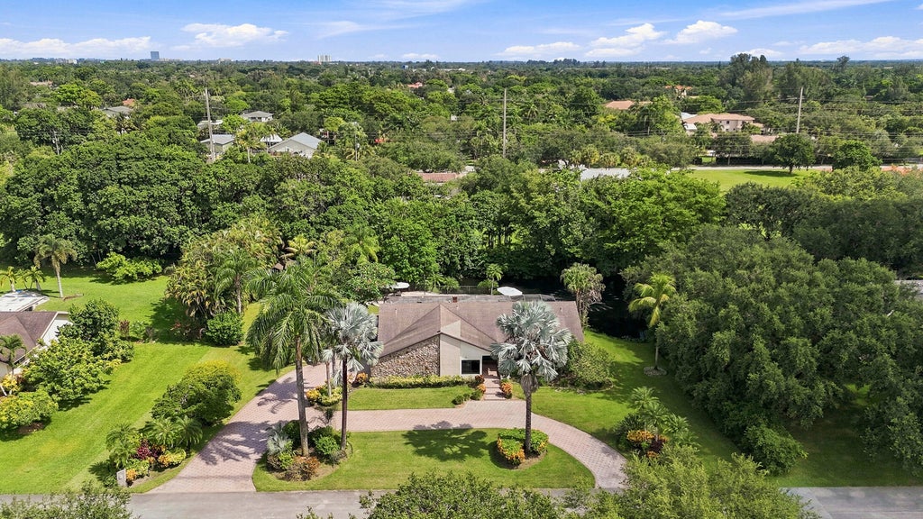 Photo of 11601 SW 21st Court, Davie, FL 33325 (MLS # B26069712)