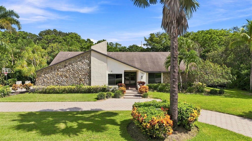 Photo of 11601 SW 21st Court, Davie, FL 33325 (MLS # B26069712)