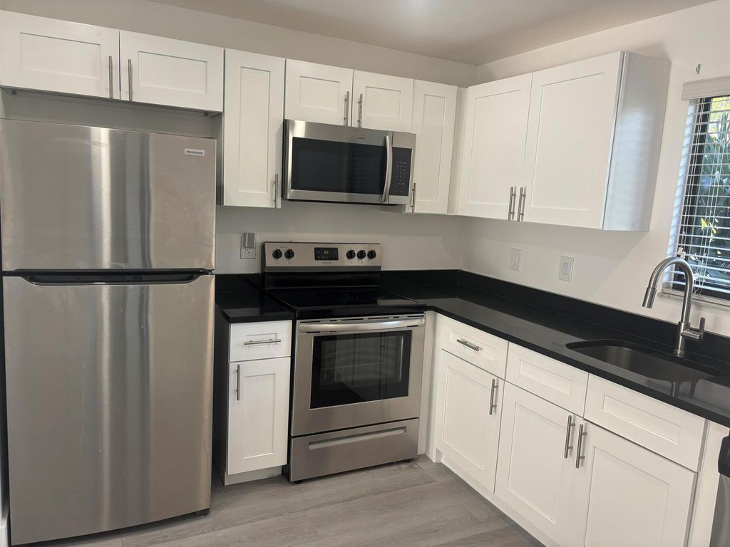 Photo of 4339 NW 115 Avenue, Coral Springs, FL 33065 (MLS # R11097575)