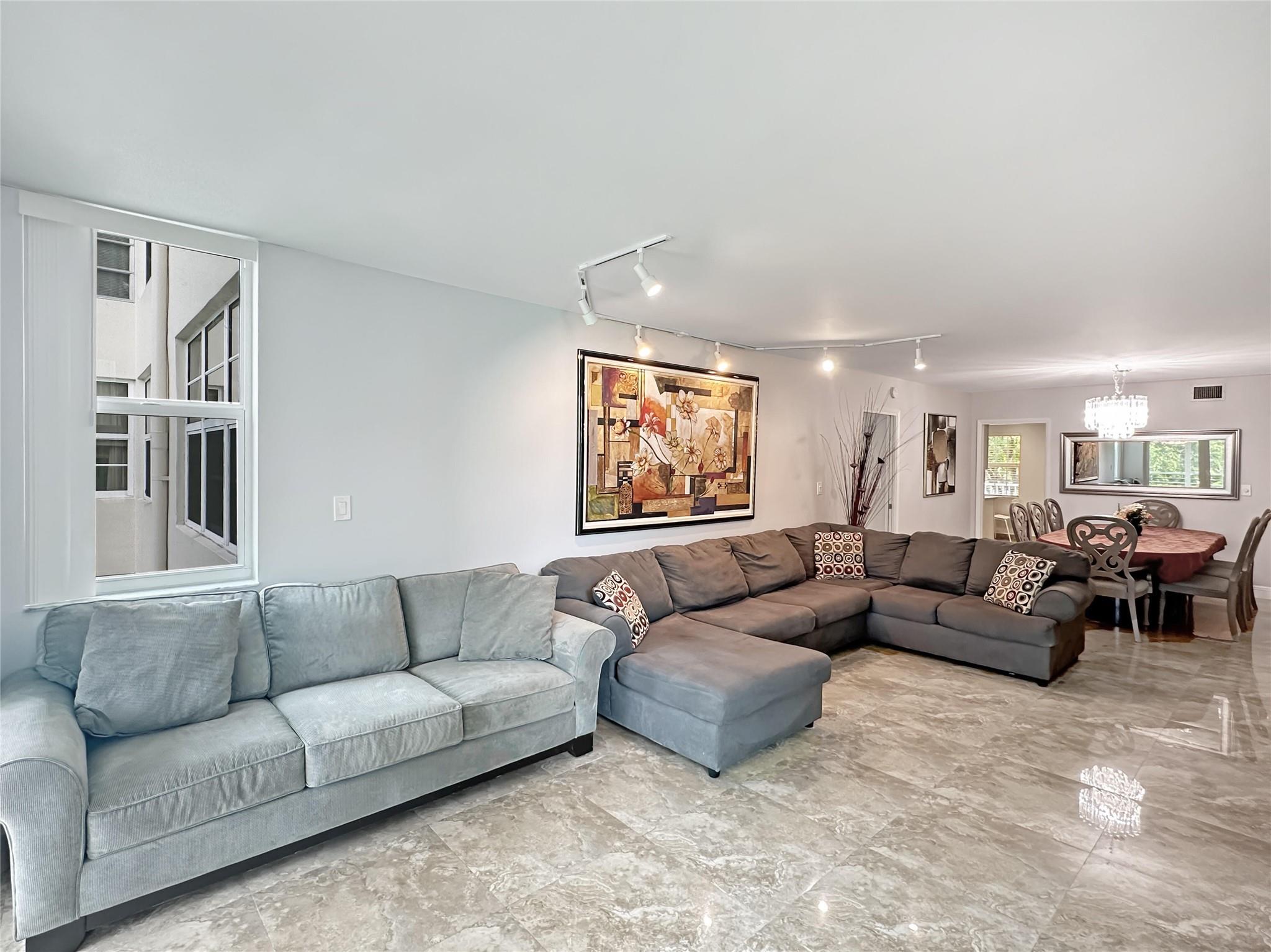 NO 115 PALM-AIRE COUNTRY - Residential Lease