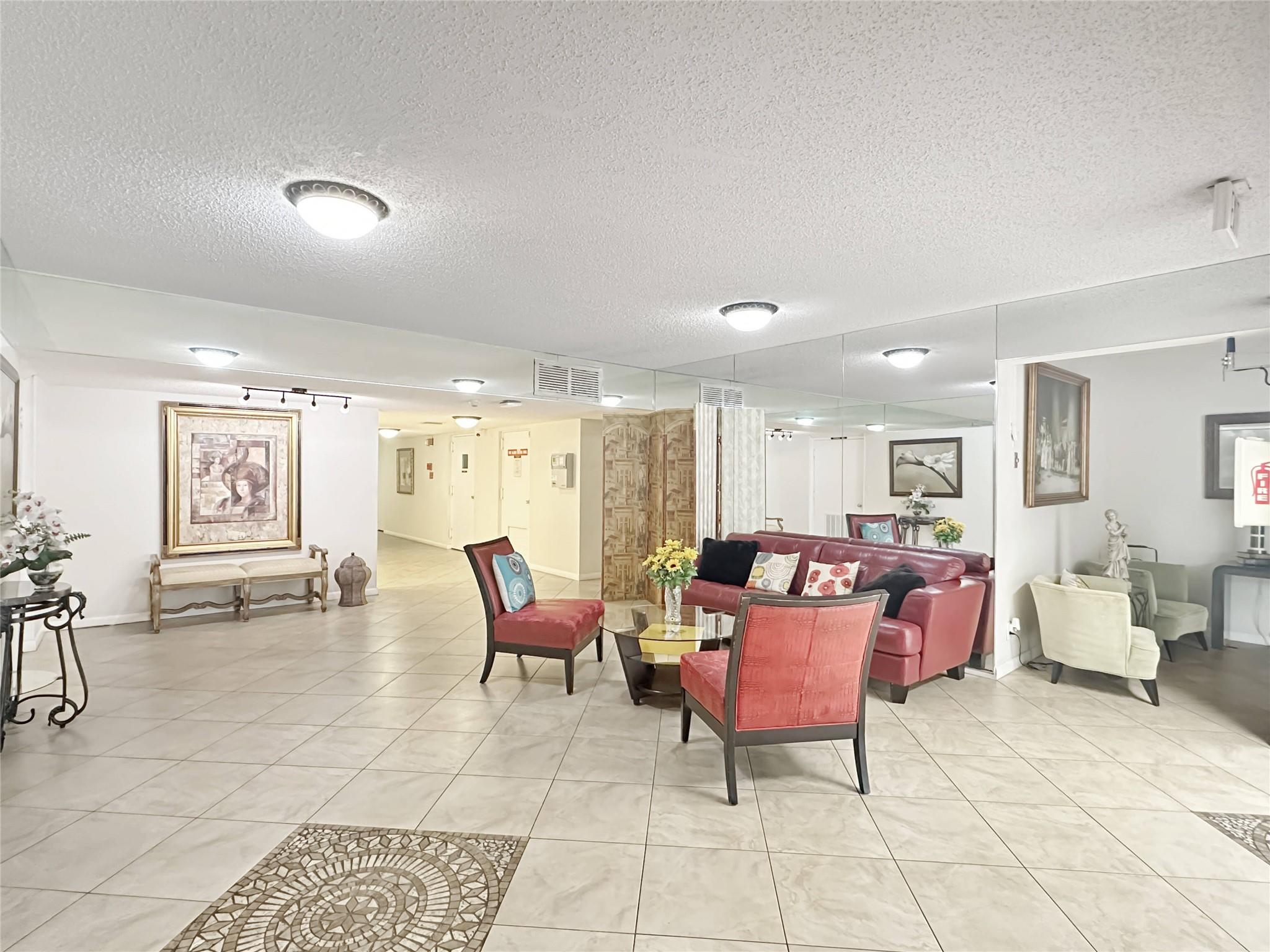 NO 115 PALM-AIRE COUNTRY - Residential Lease