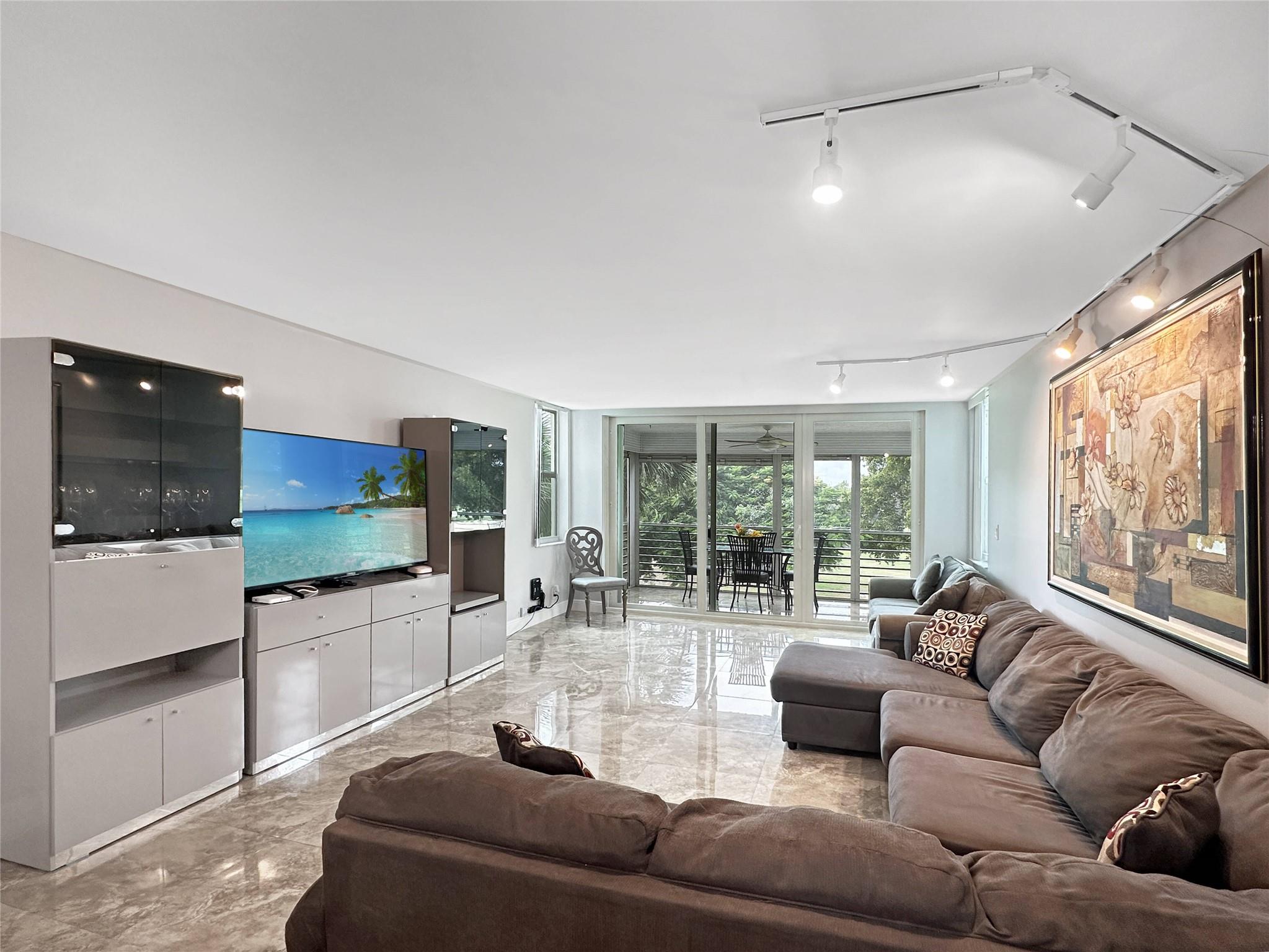 NO 115 PALM-AIRE COUNTRY - Residential Lease