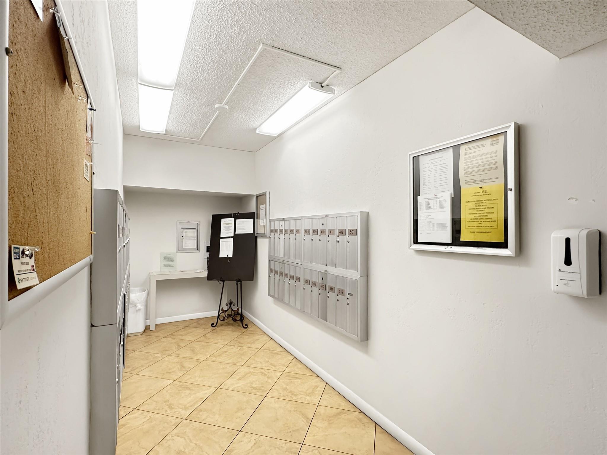 NO 115 PALM-AIRE COUNTRY - Residential Lease