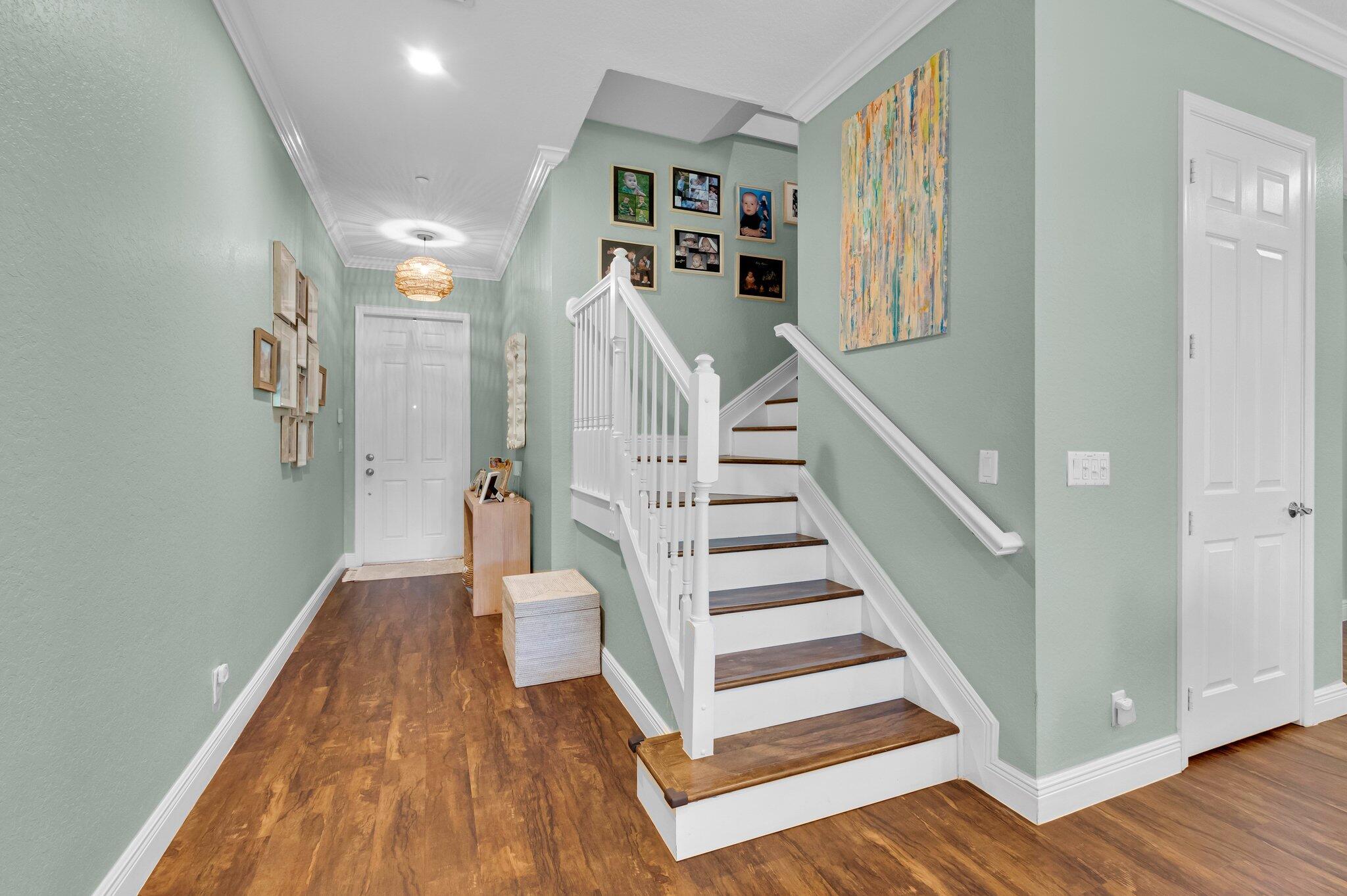 49 Lancaster Road, Boynton Beach, FL, 33426/$574,900 4 49 Lancaster Road
