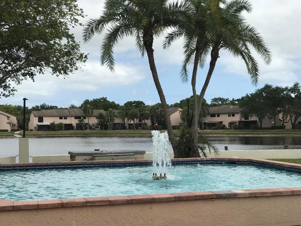 KARANDA VILLAGE 2- B CONDO - Residential