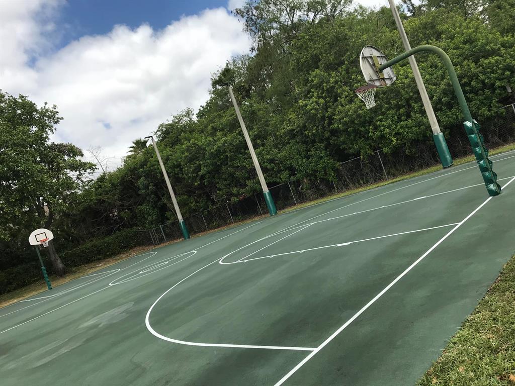 KARANDA VILLAGE 2- B CONDO - Residential