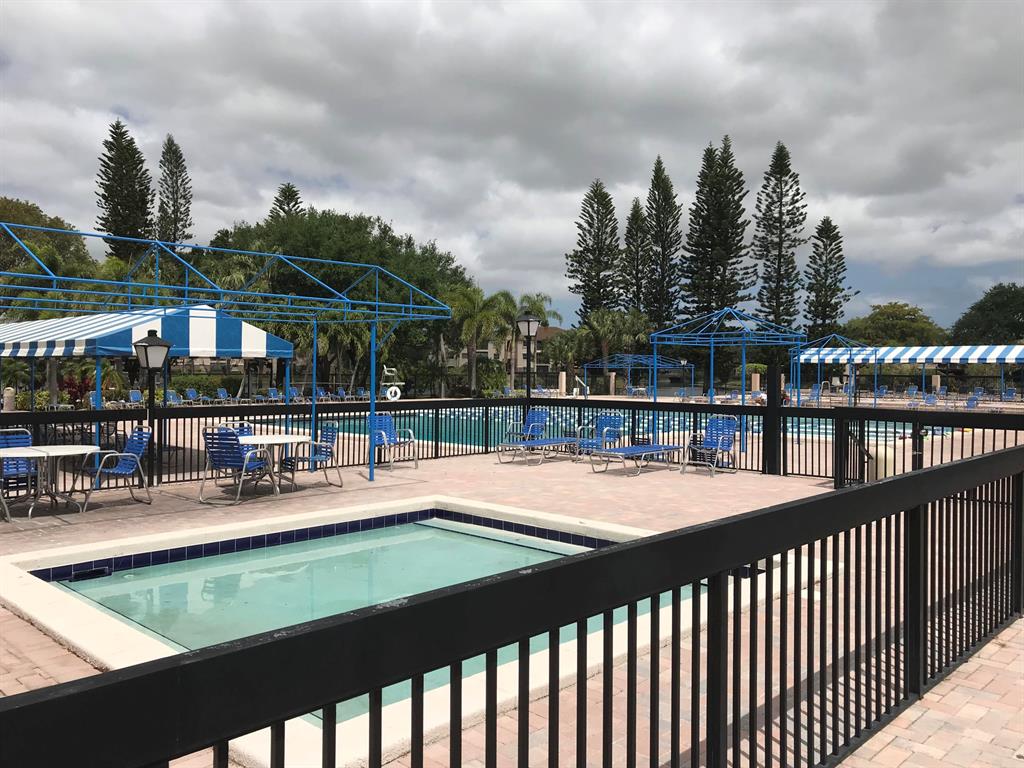 KARANDA VILLAGE 2- B CONDO - Residential