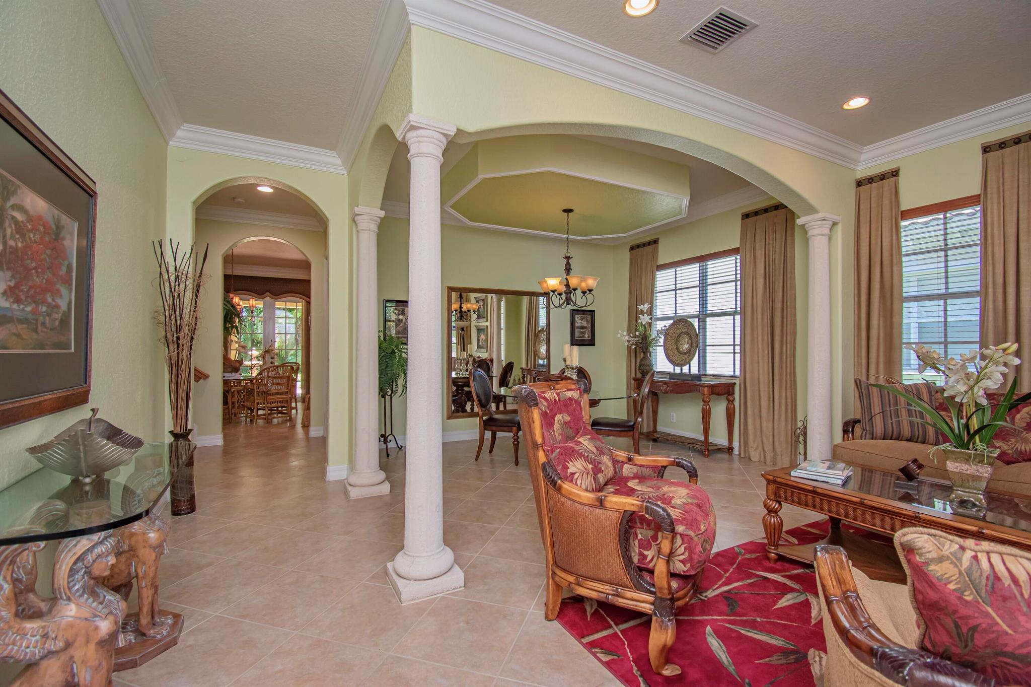 10689 Willow Oak Court