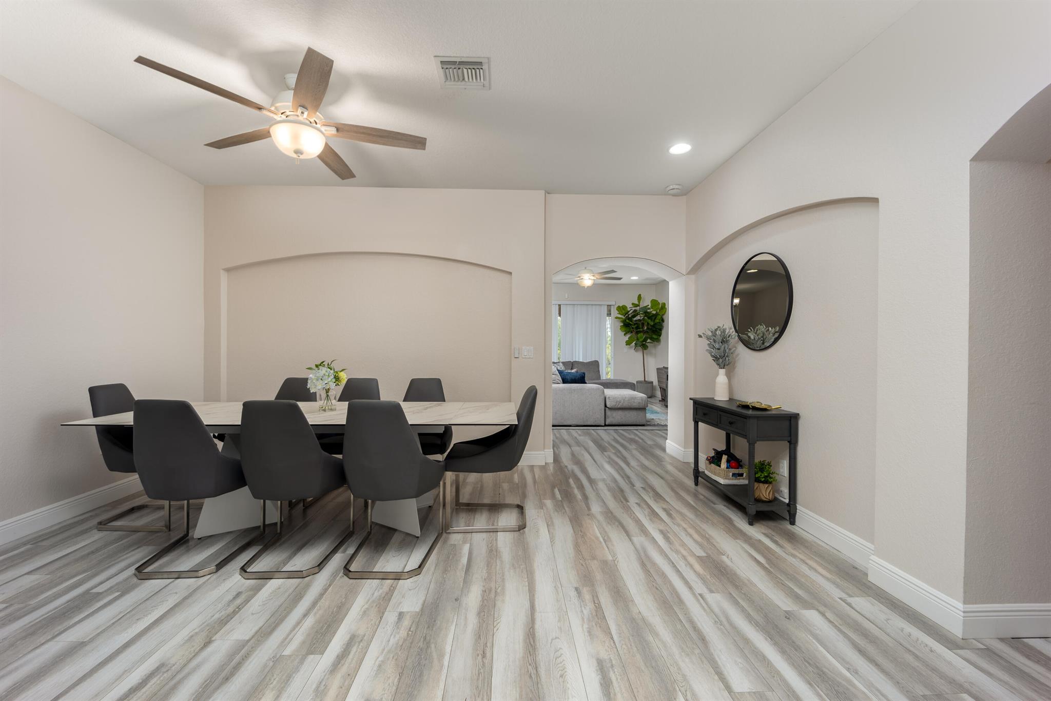 RIVER GLEN CONDOMINIUM - Residential