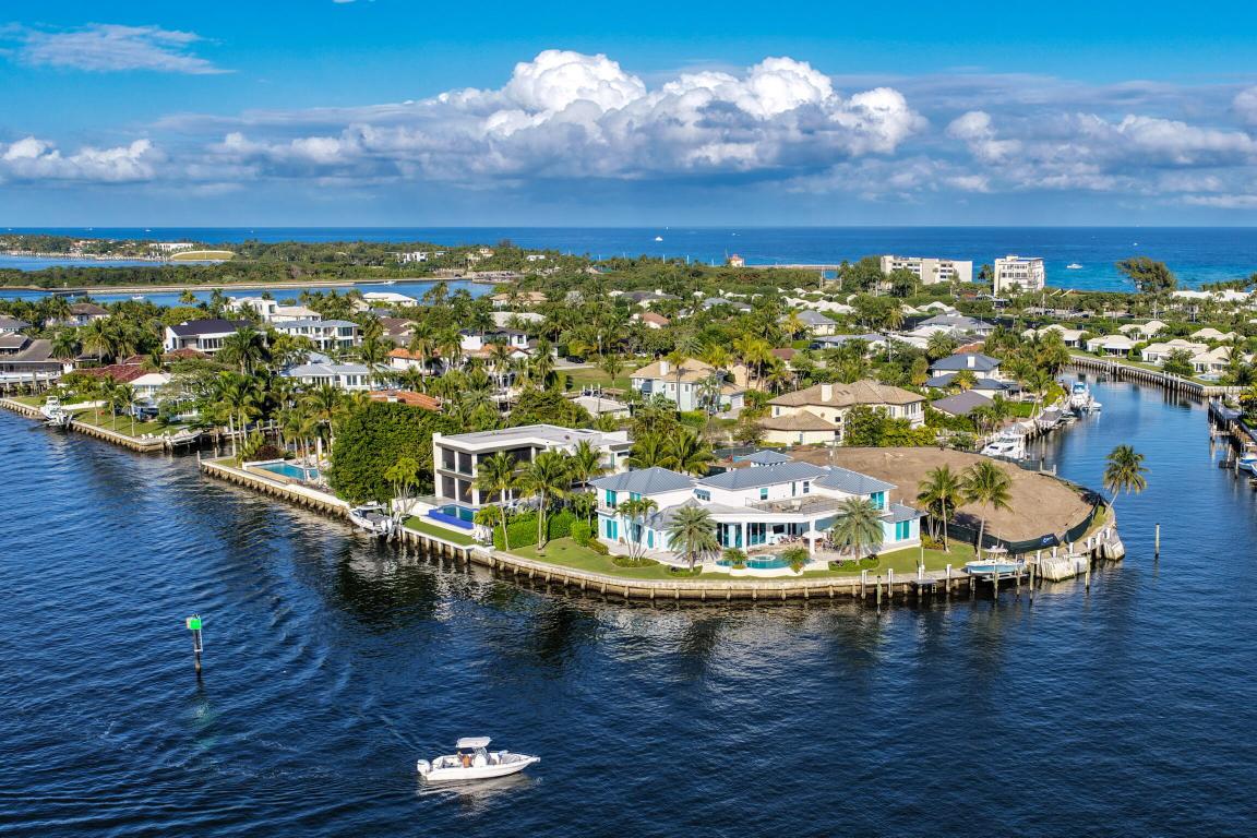 ISLAND DRIVE SOUTH ESTATES - Residential