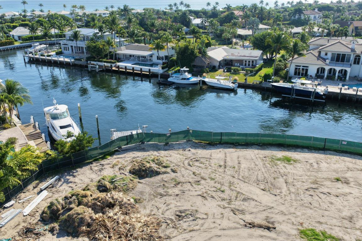 ISLAND DRIVE SOUTH ESTATES - Residential