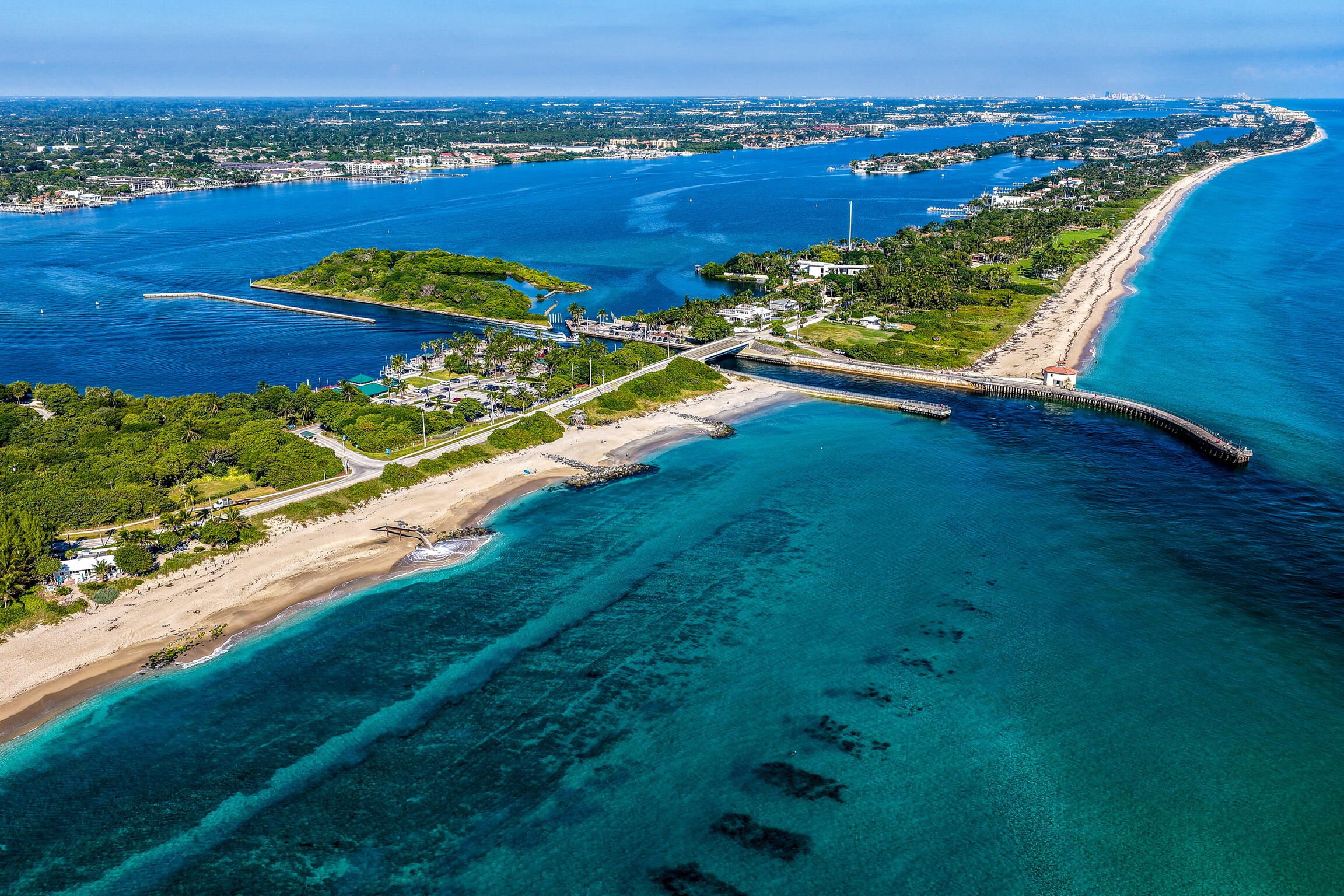 ISLAND DRIVE SOUTH ESTATES - Residential