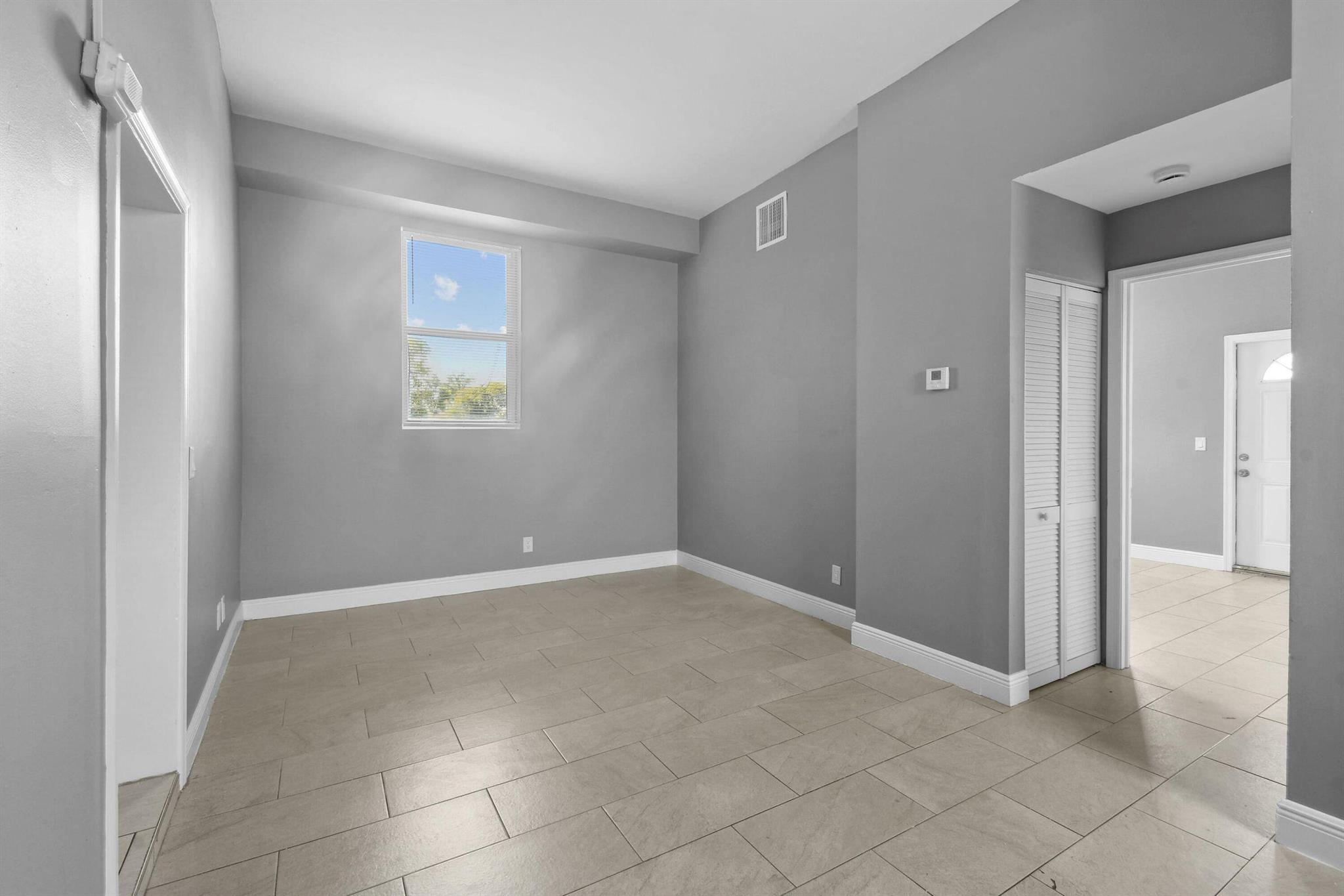 FRESHWATER 11TH & 12TH AV - Commercial Sale