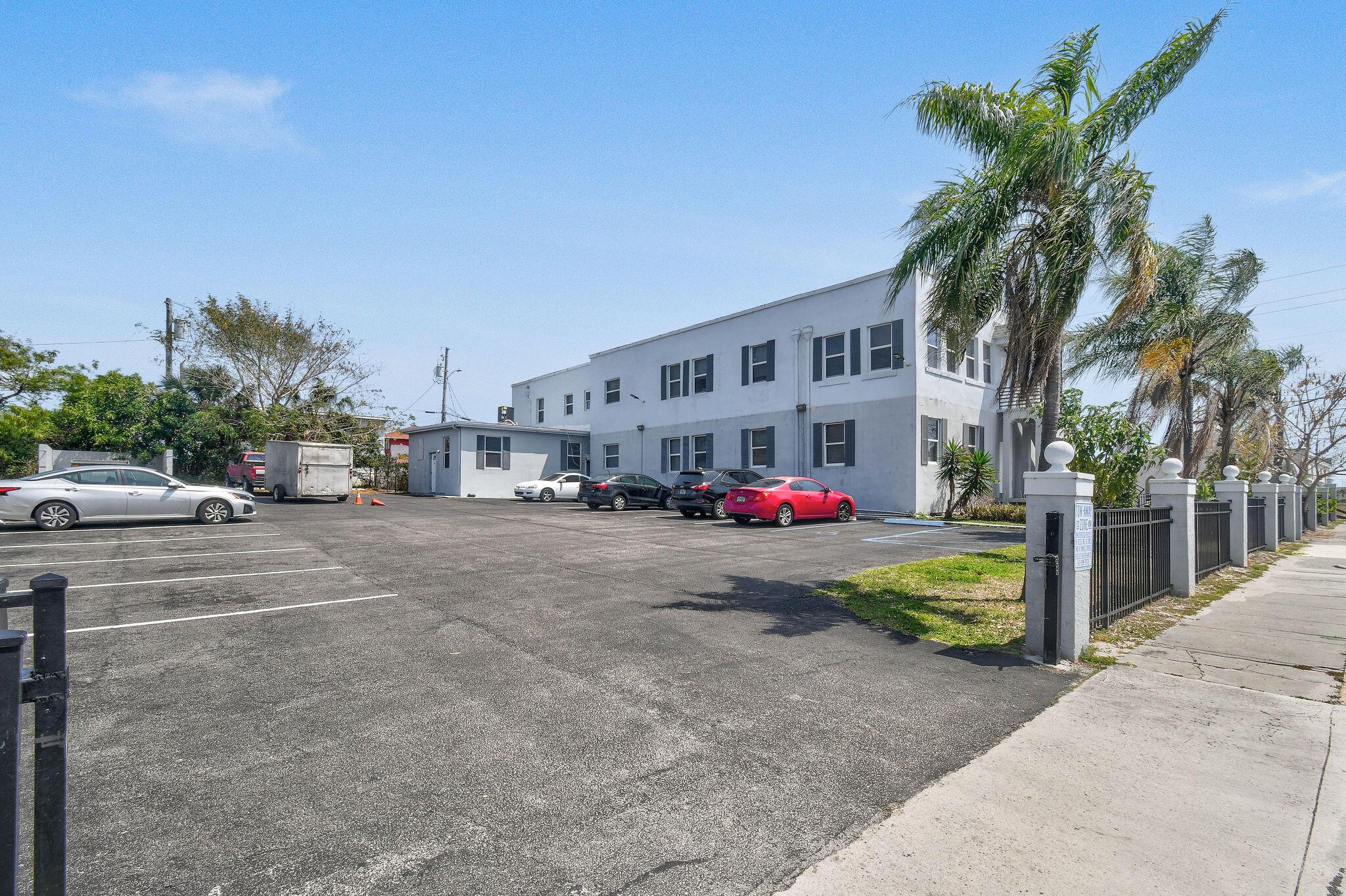1401 Division Avenue