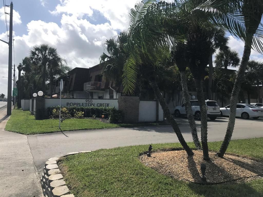 Photo of 950 S Kanner Highway Hwy #E-24, Stuart, FL 34994 (MLS # R10777509)