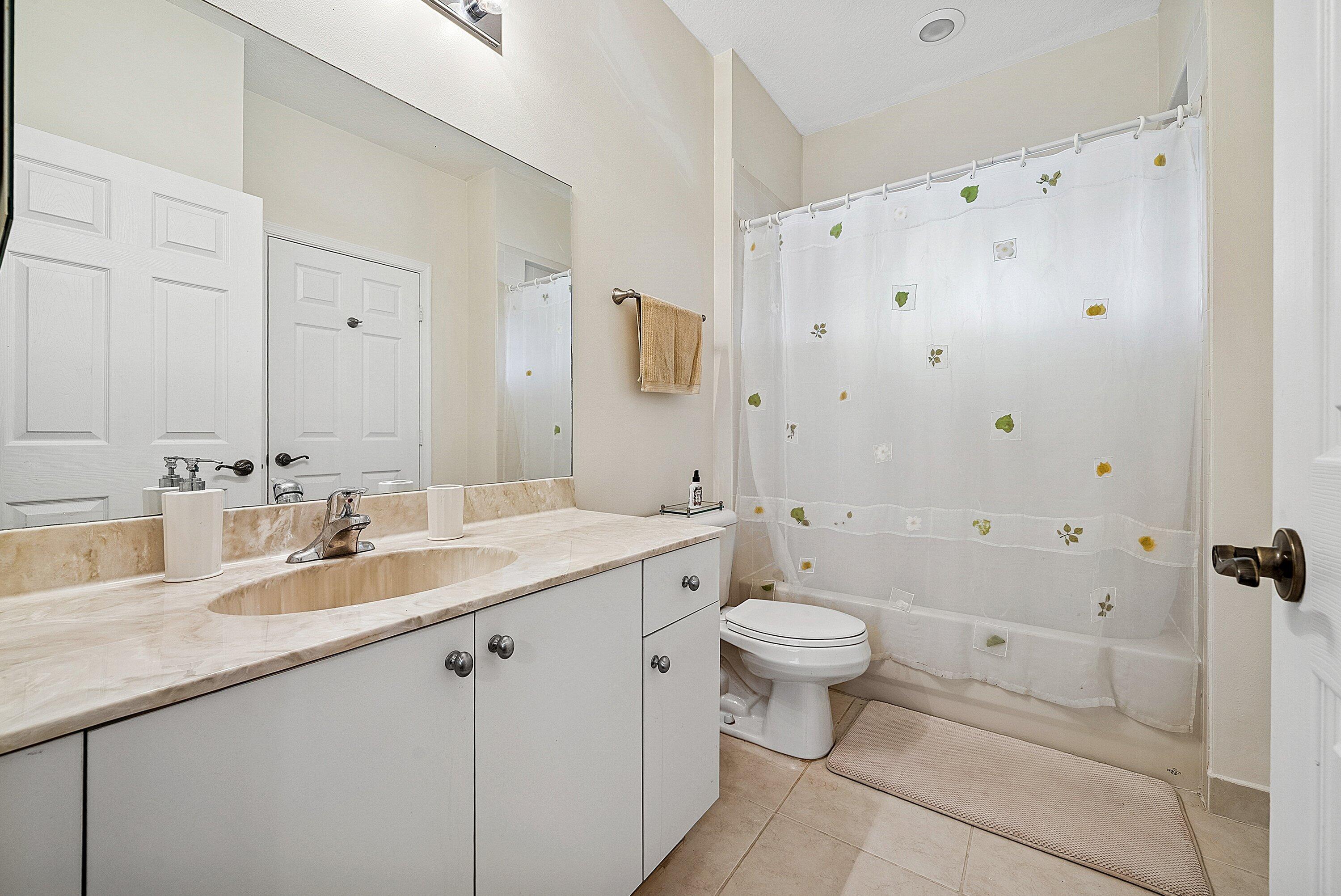 VILLAGES OF WINDSOR PL 4 - Residential