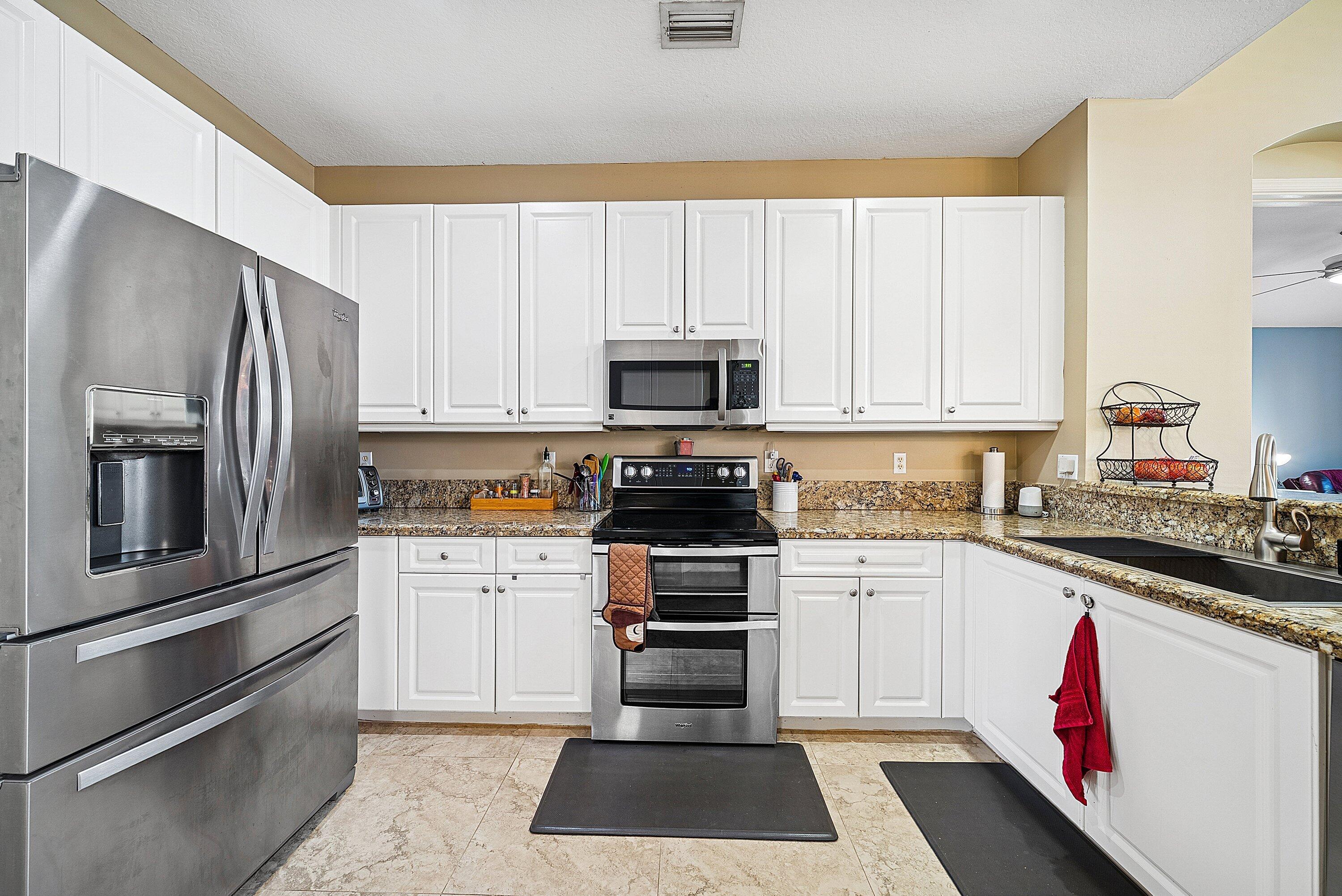 VILLAGES OF WINDSOR PL 4 - Residential