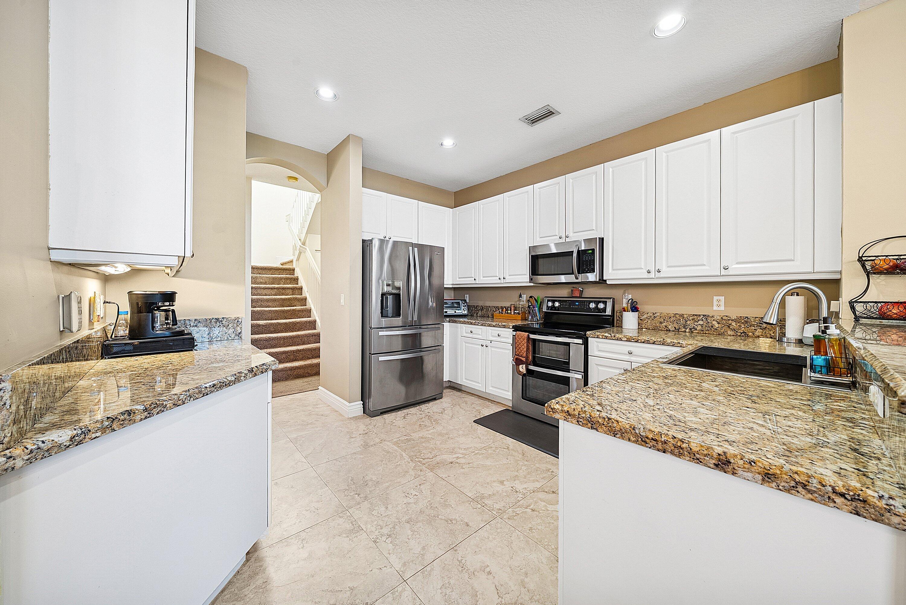 VILLAGES OF WINDSOR PL 4 - Residential