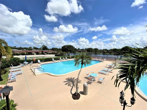 A home in Lake Worth