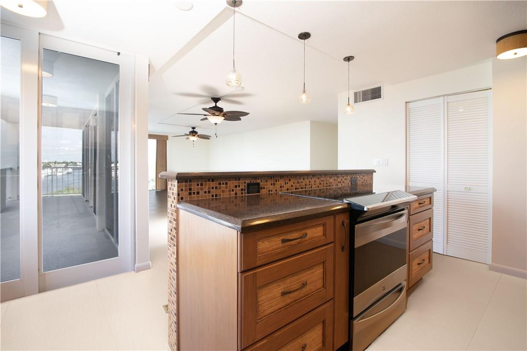 SUNRISE EAST CONDO - Residential