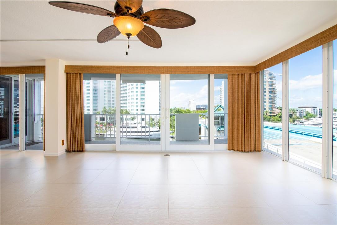 SUNRISE EAST CONDO - Residential