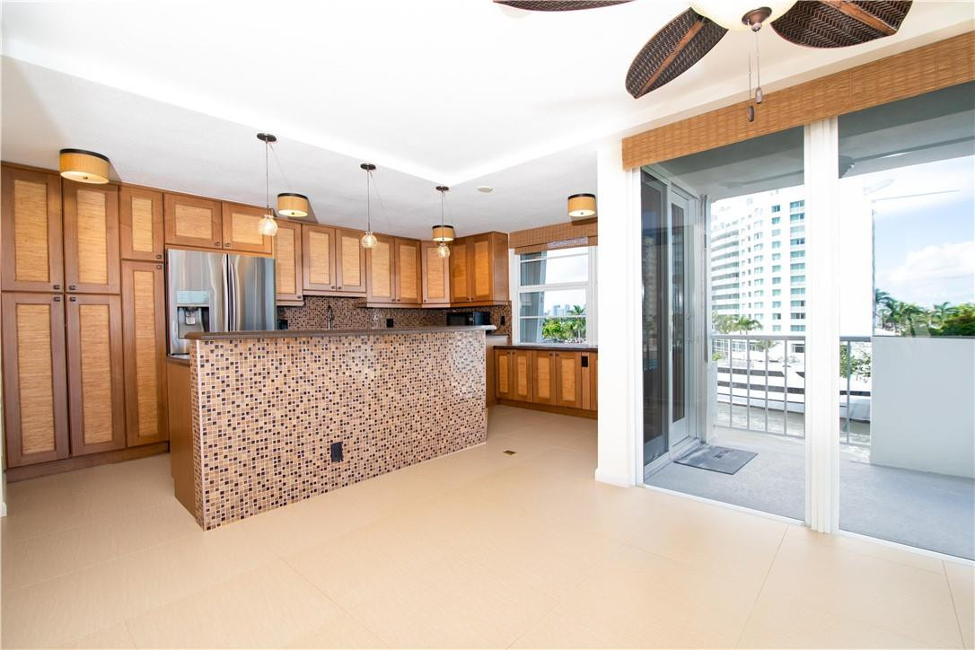 SUNRISE EAST CONDO - Residential