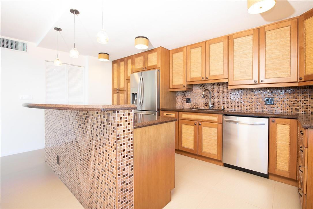 SUNRISE EAST CONDO - Residential
