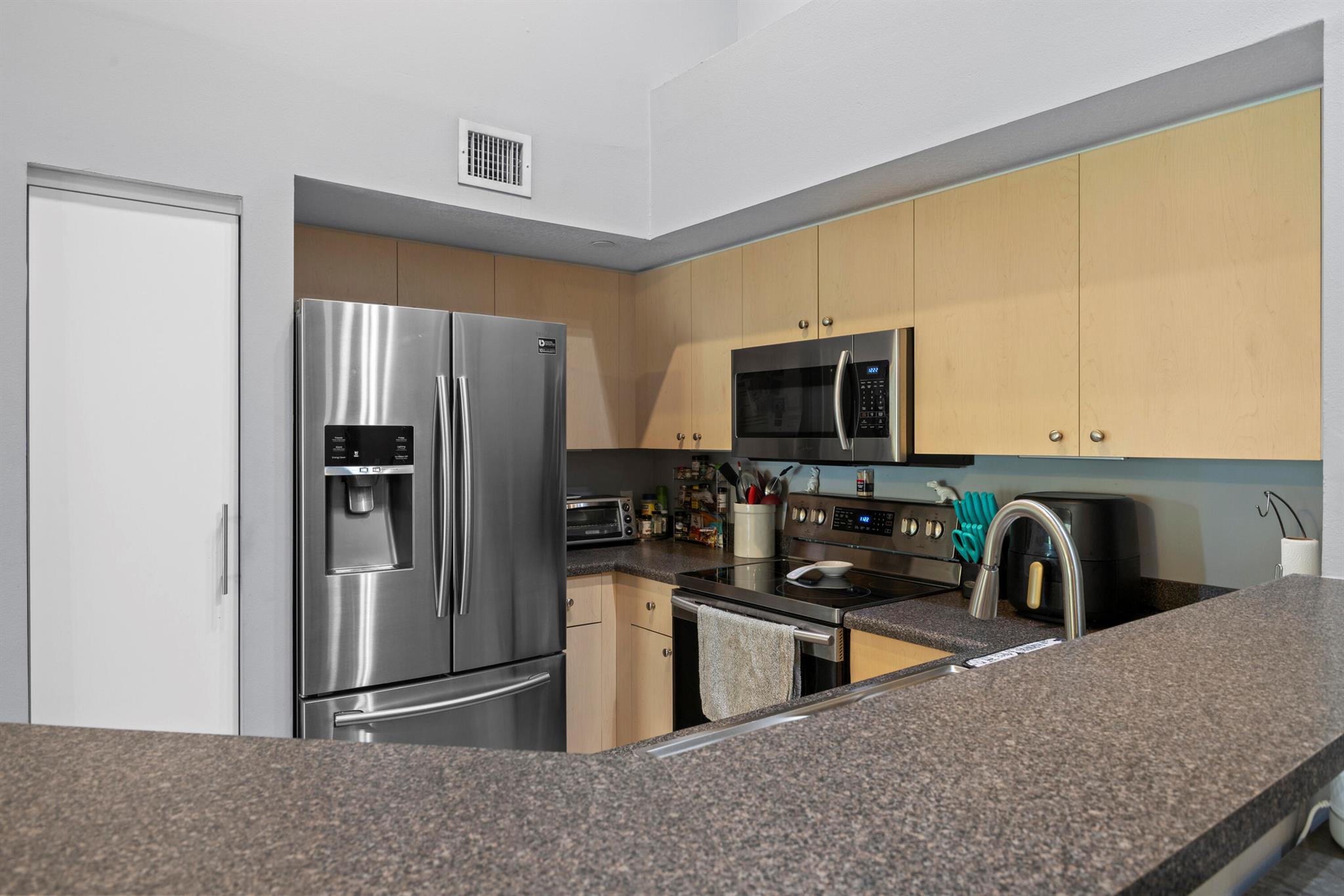 4041 San Marino Boulevard 304