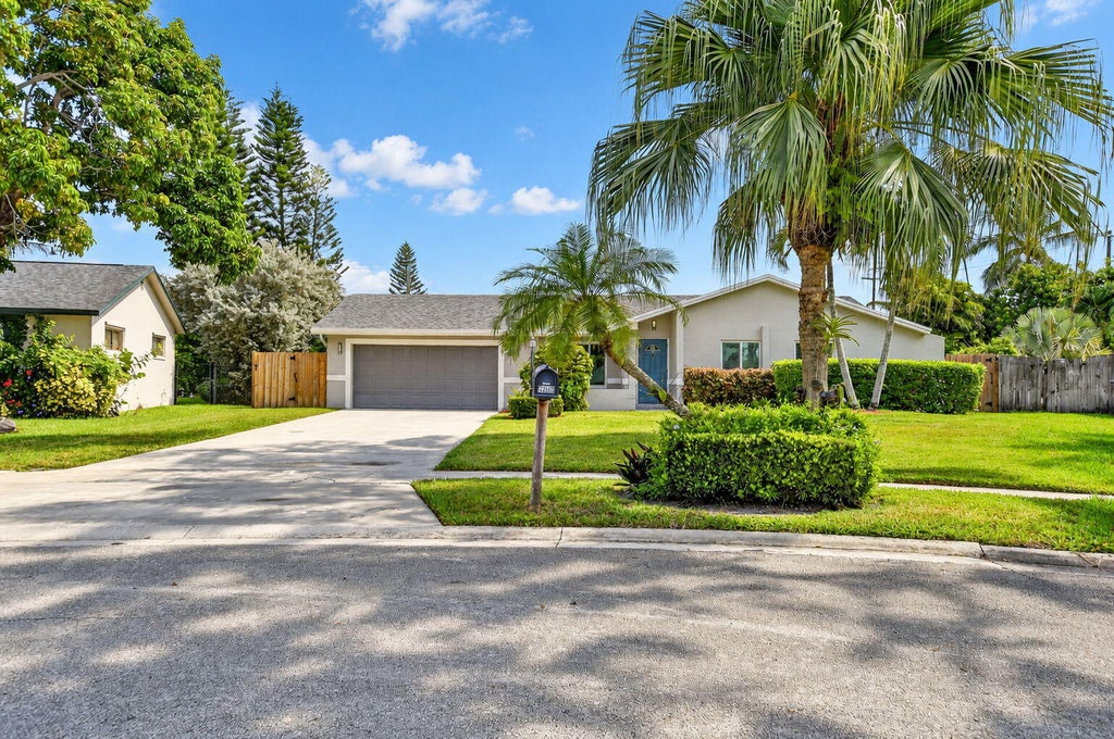 Photo of 22606 SW 6TH Street, Boca Raton, FL 33433 (MLS # B26076821)