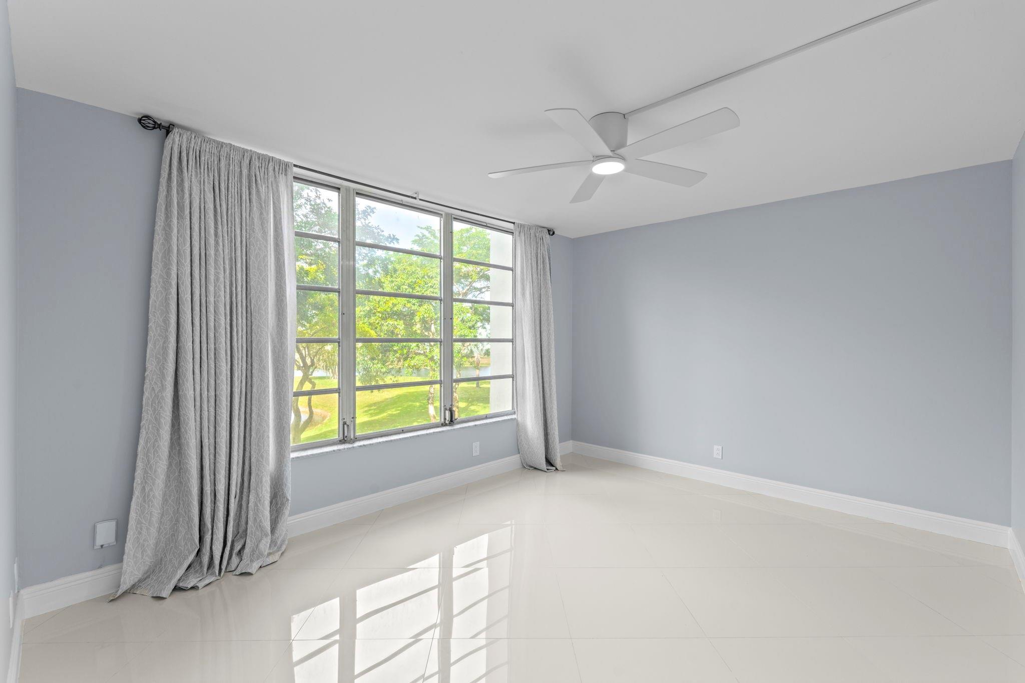 PALM AIRE - Residential