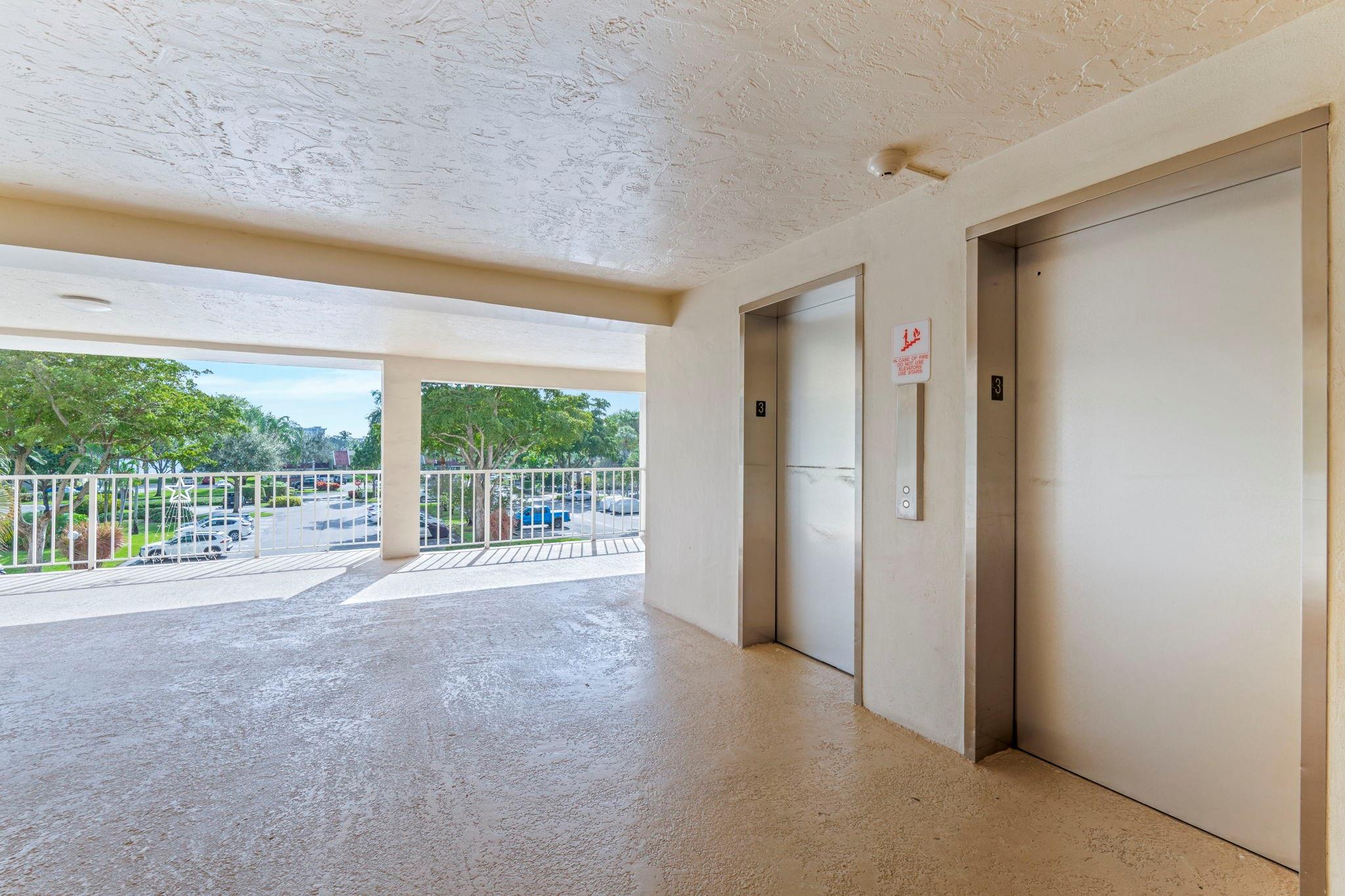 PALM AIRE - Residential