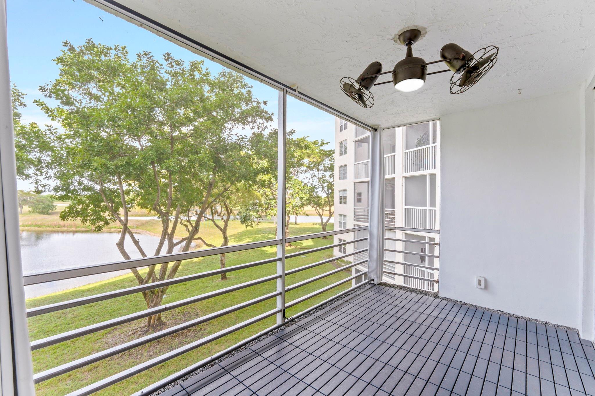 PALM AIRE - Residential