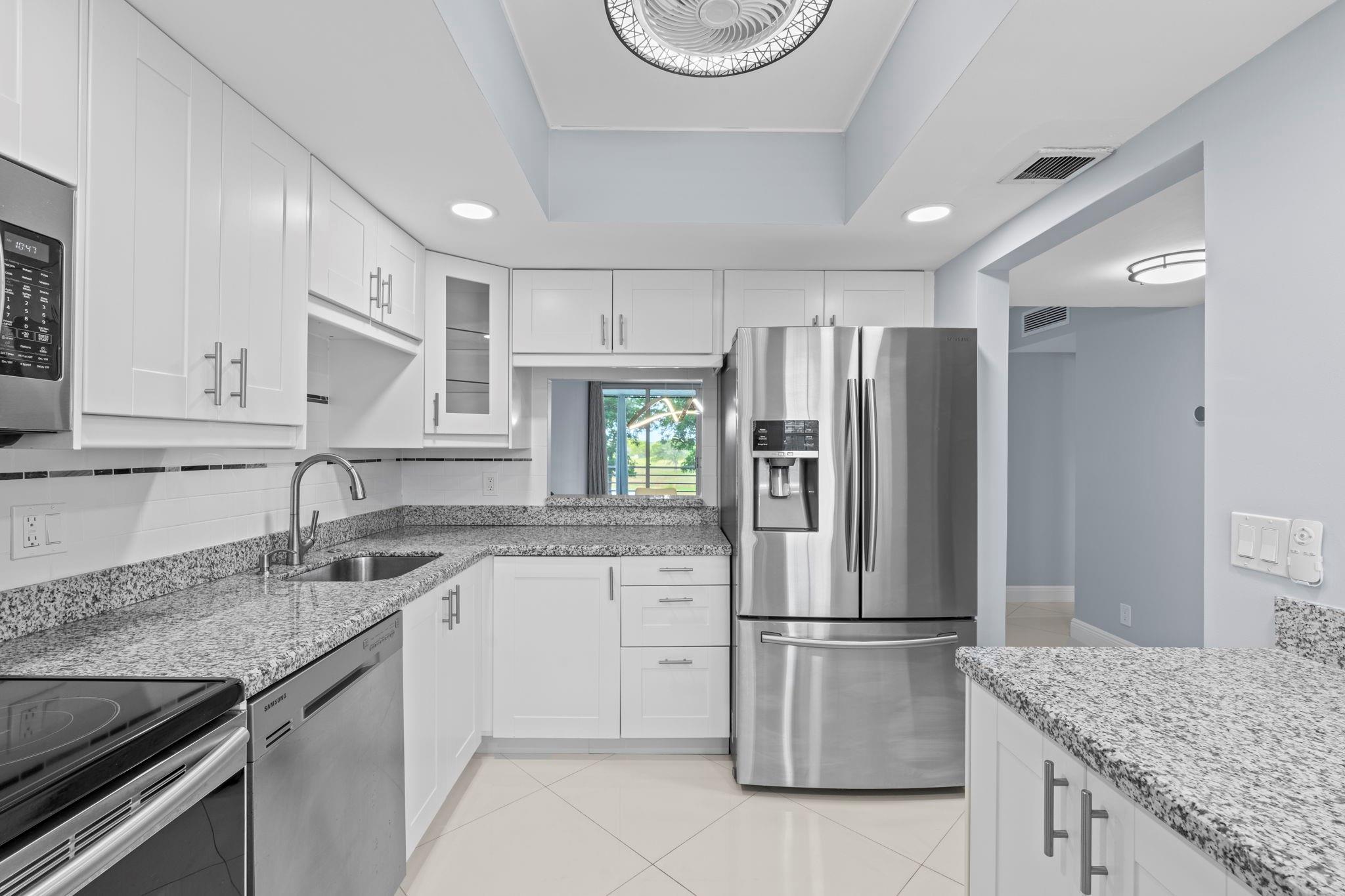 PALM AIRE - Residential