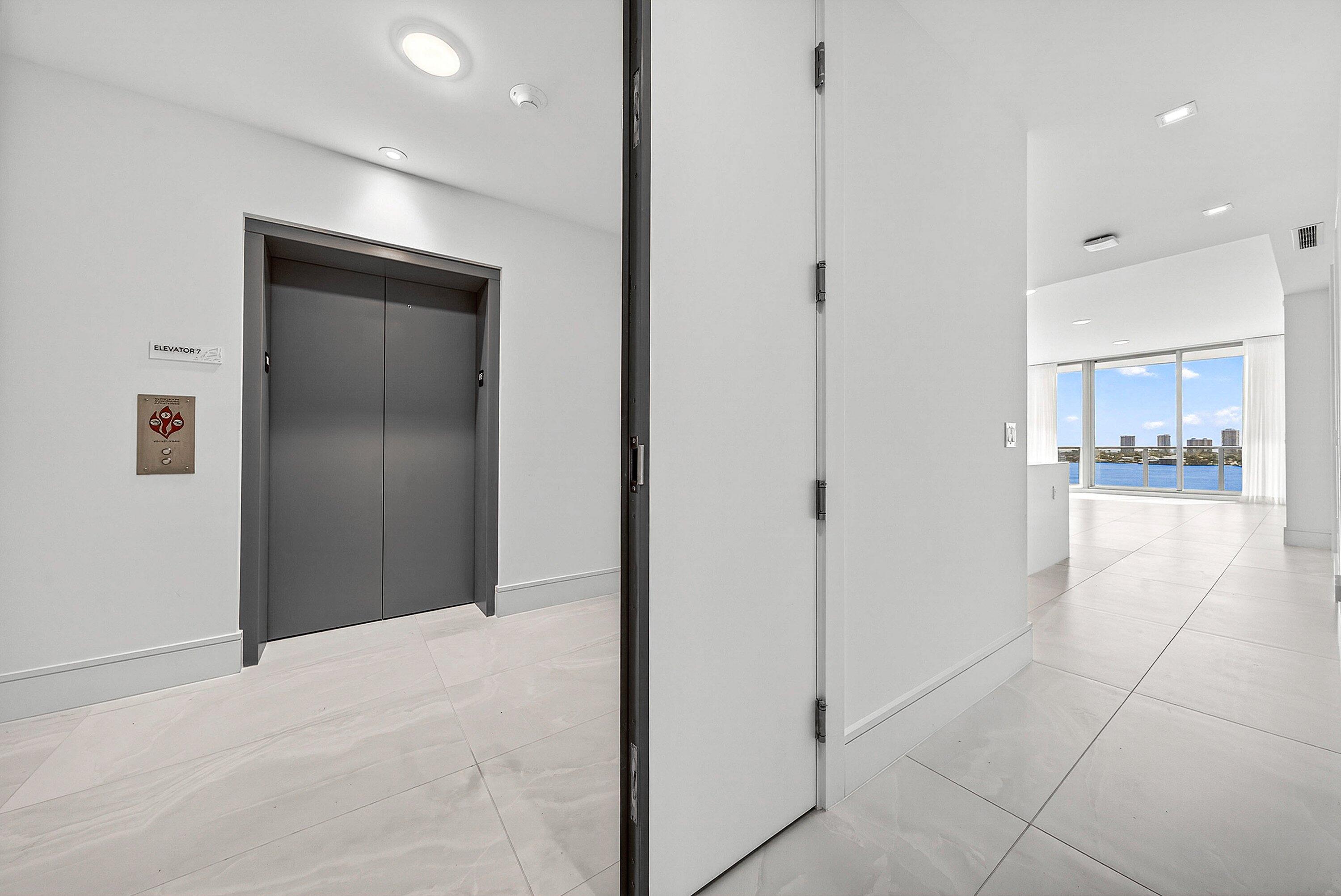 220 Lake Shore Drive 1010