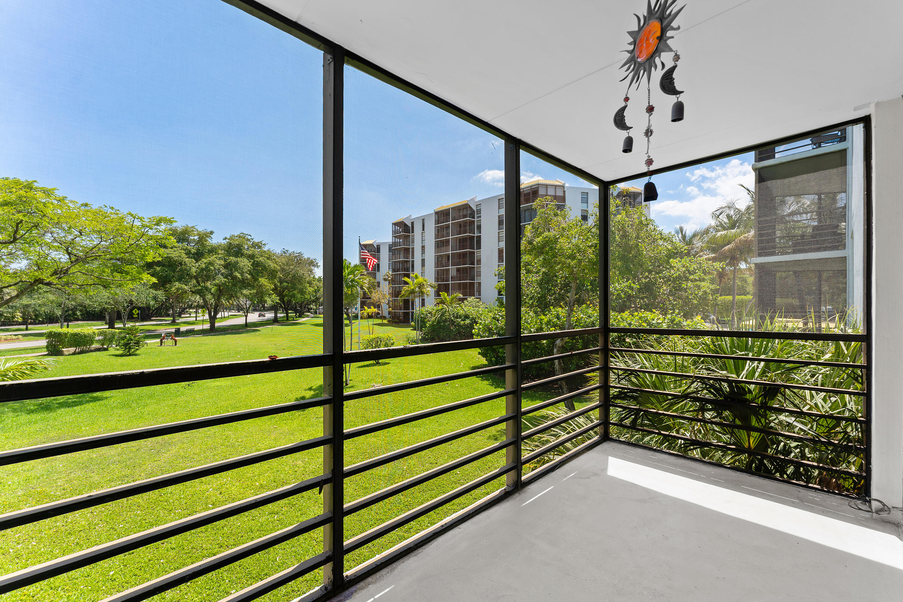 BISCAYA III CONDO - Residential