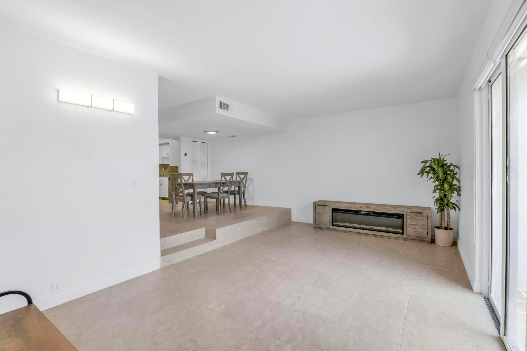 SHORE CLUB CONDO - Residential Lease