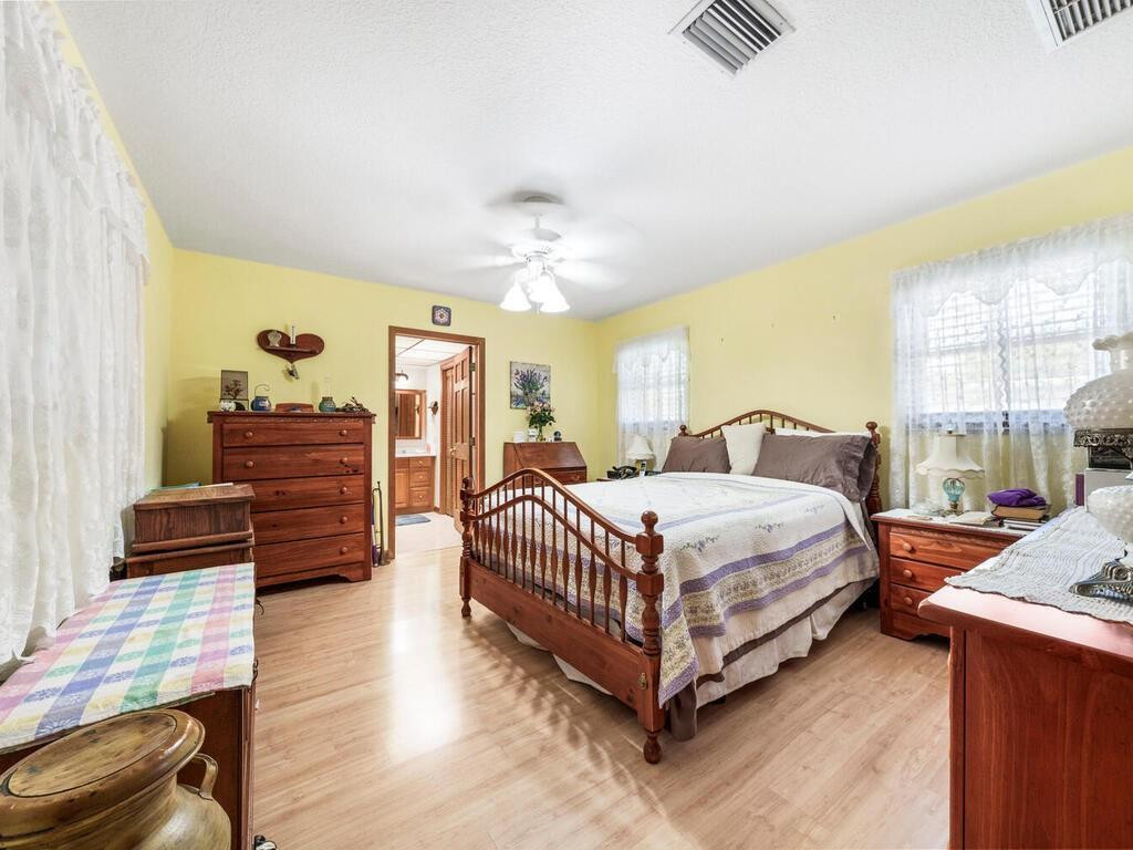 Mirror Lake Estates Sec T - Residential