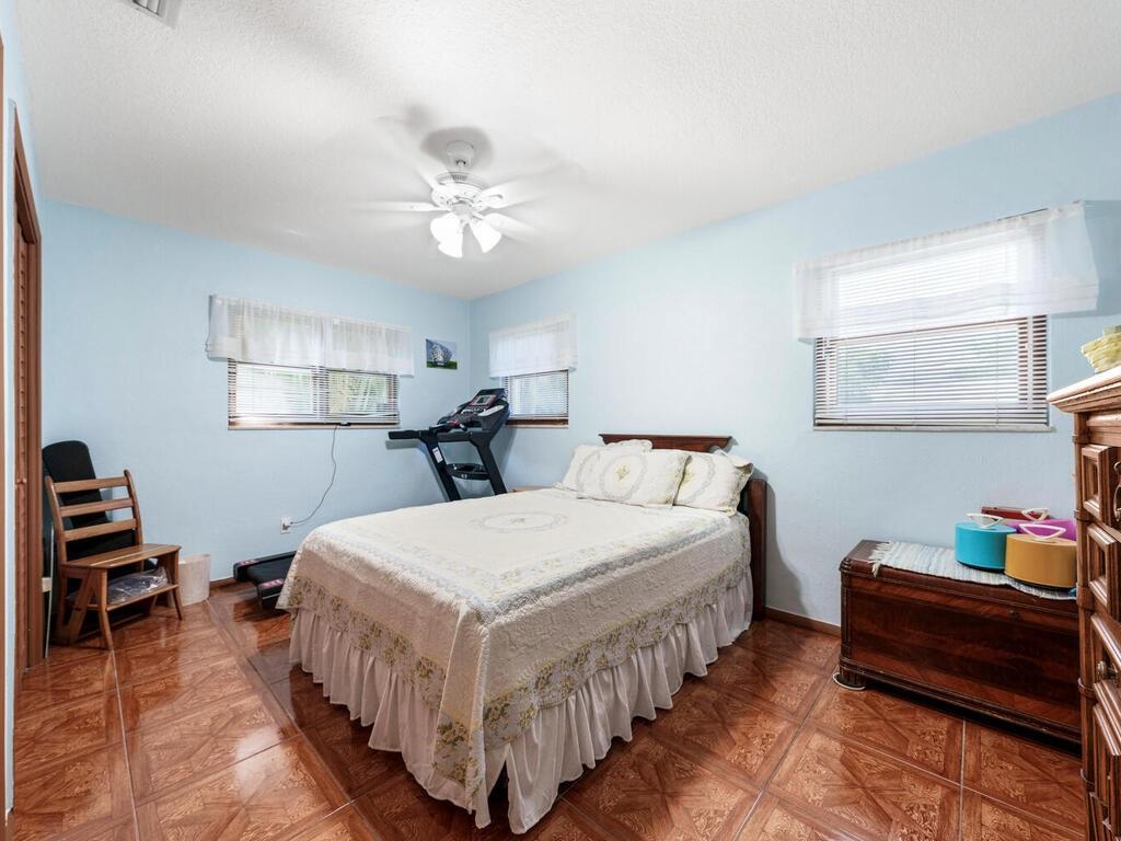 Mirror Lake Estates Sec T - Residential