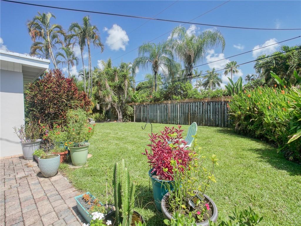 Coral Estates 32-29 B - Residential