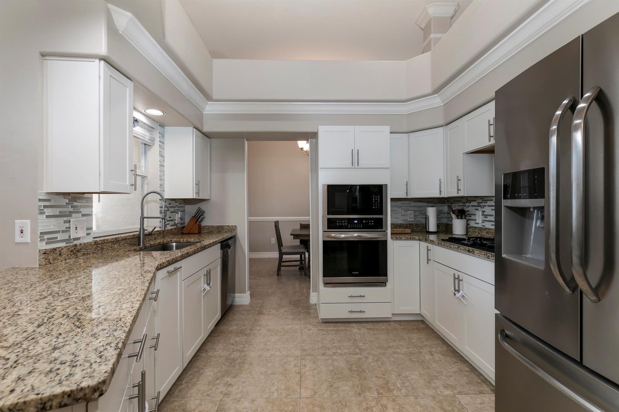 HEATHERWOOD - Residential Lease