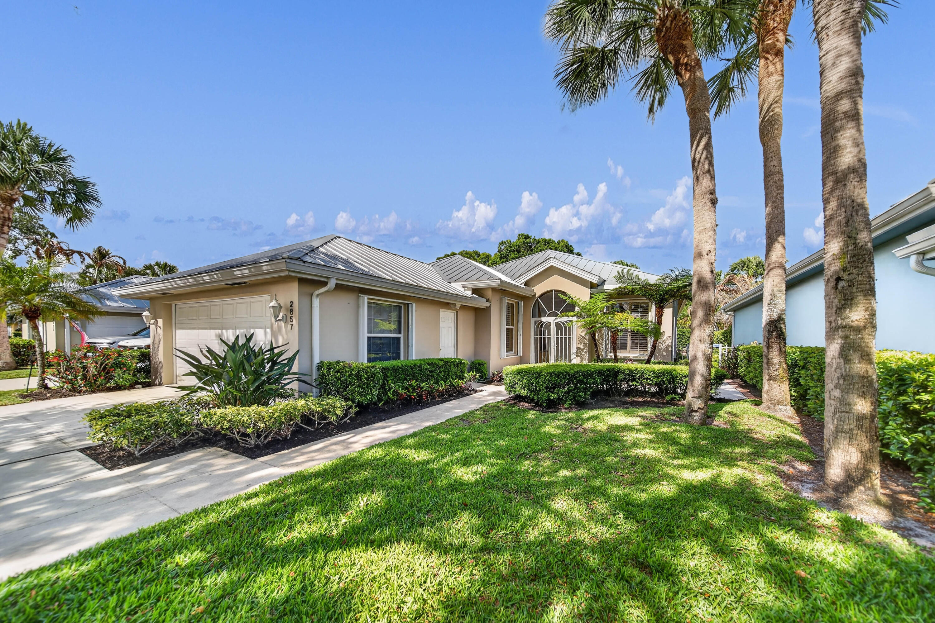 THE MEADOWS AT MARTIN DOWNS - Residential