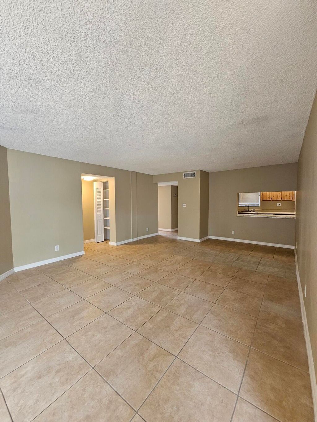 Photo of 1850 N Congress Avenue #411, West Palm Beach, FL 33401 (MLS # R10988578)