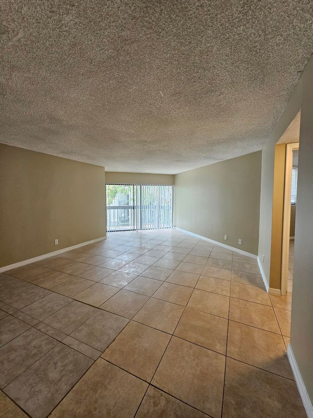 Photo of 1850 N Congress Avenue #411, West Palm Beach, FL 33401 (MLS # R10988578)