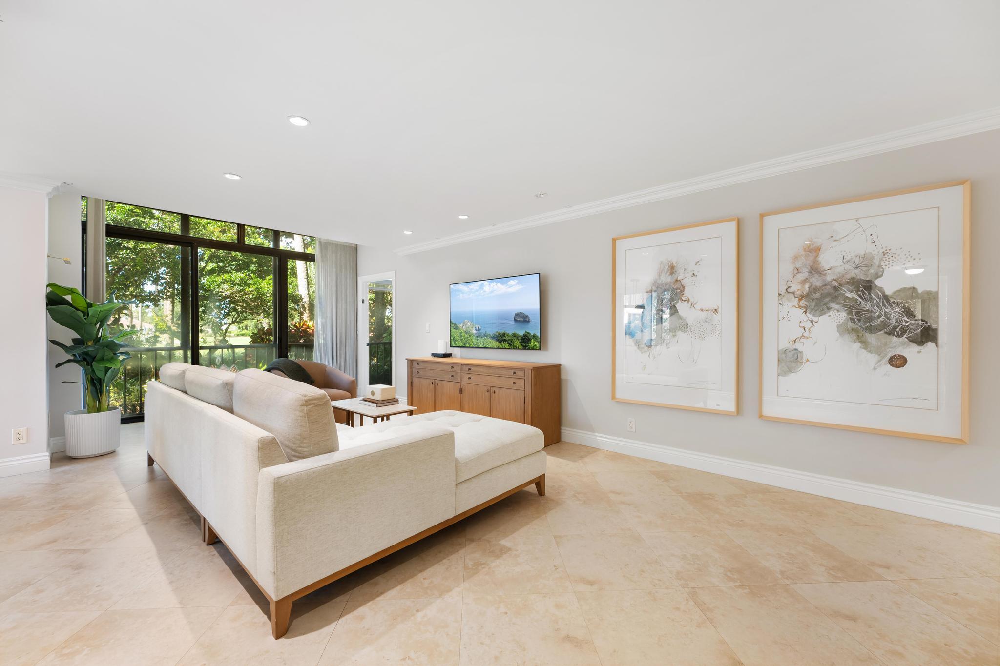 6895 Willow Wood Drive 1011
