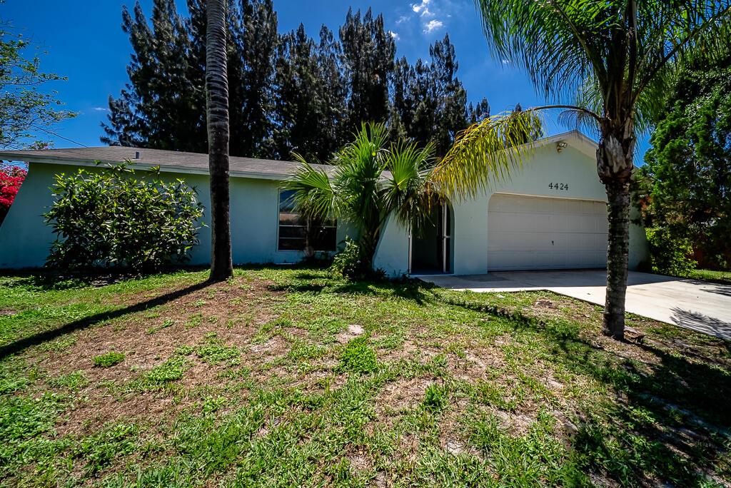 4424 Regency Drive
