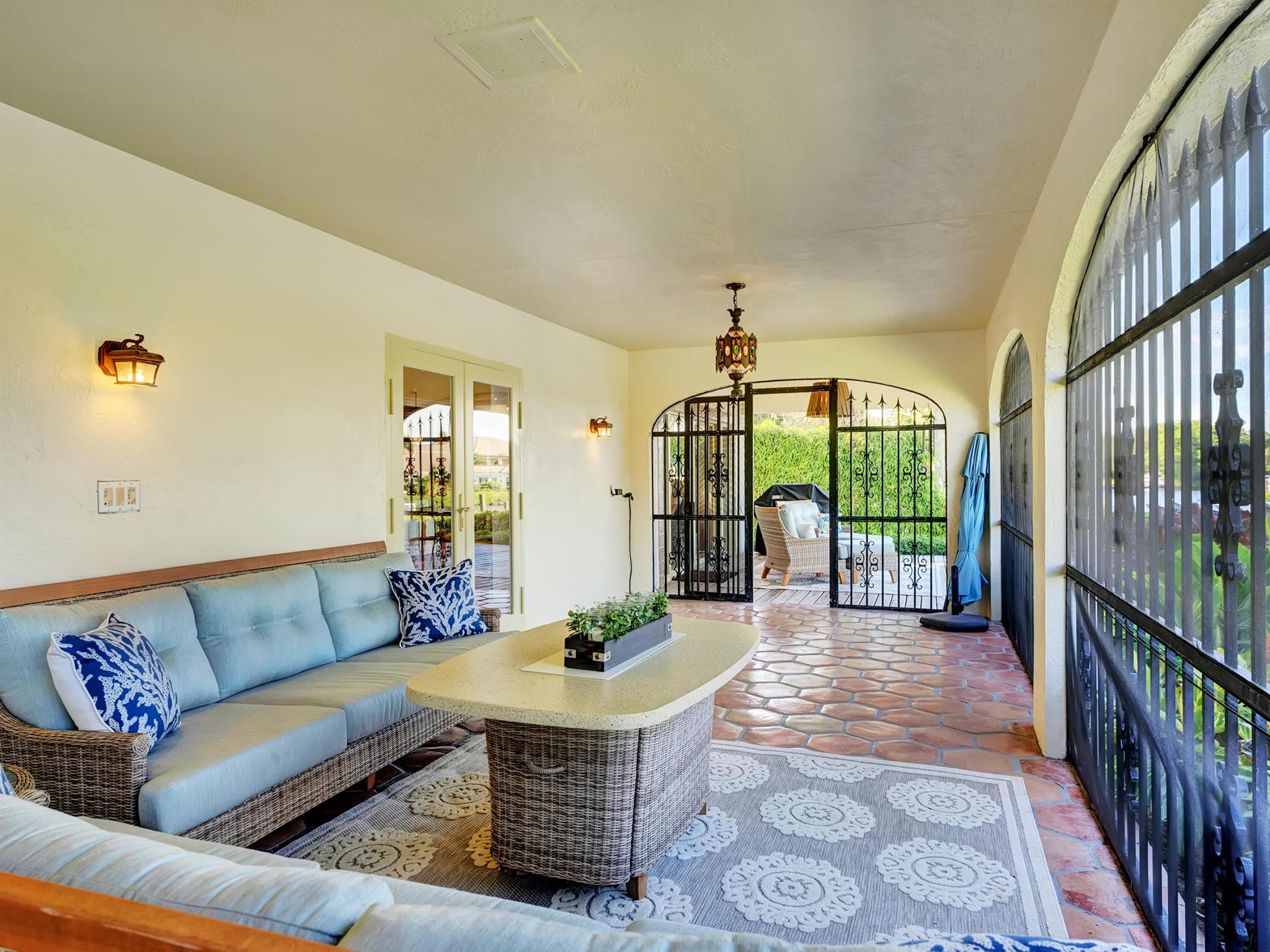 JUPITER RIVER ESTATES - Residential