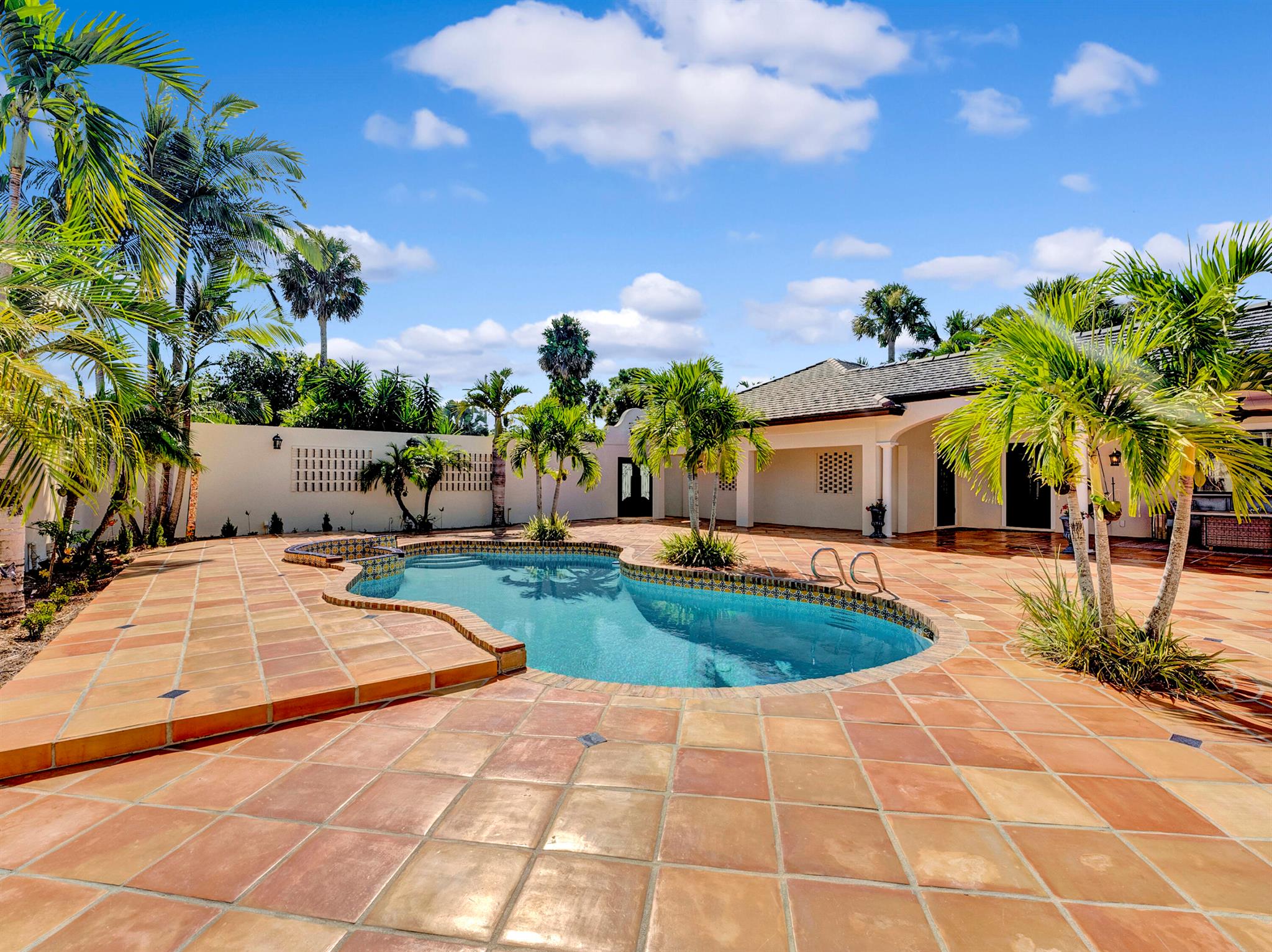 JUPITER RIVER ESTATES - Residential