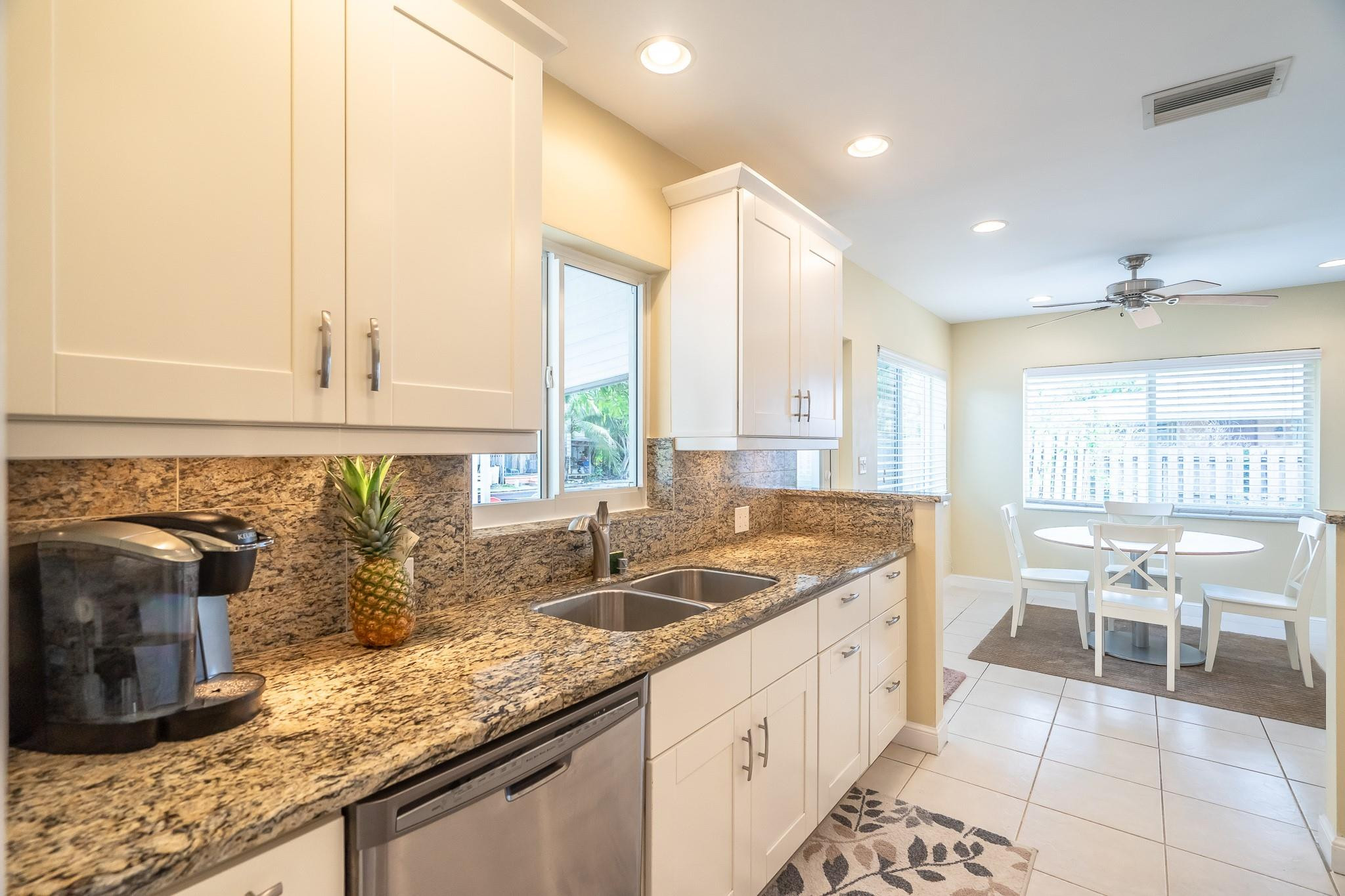 TROPICAL GARDENS AMENDED PLAT - Residential Lease