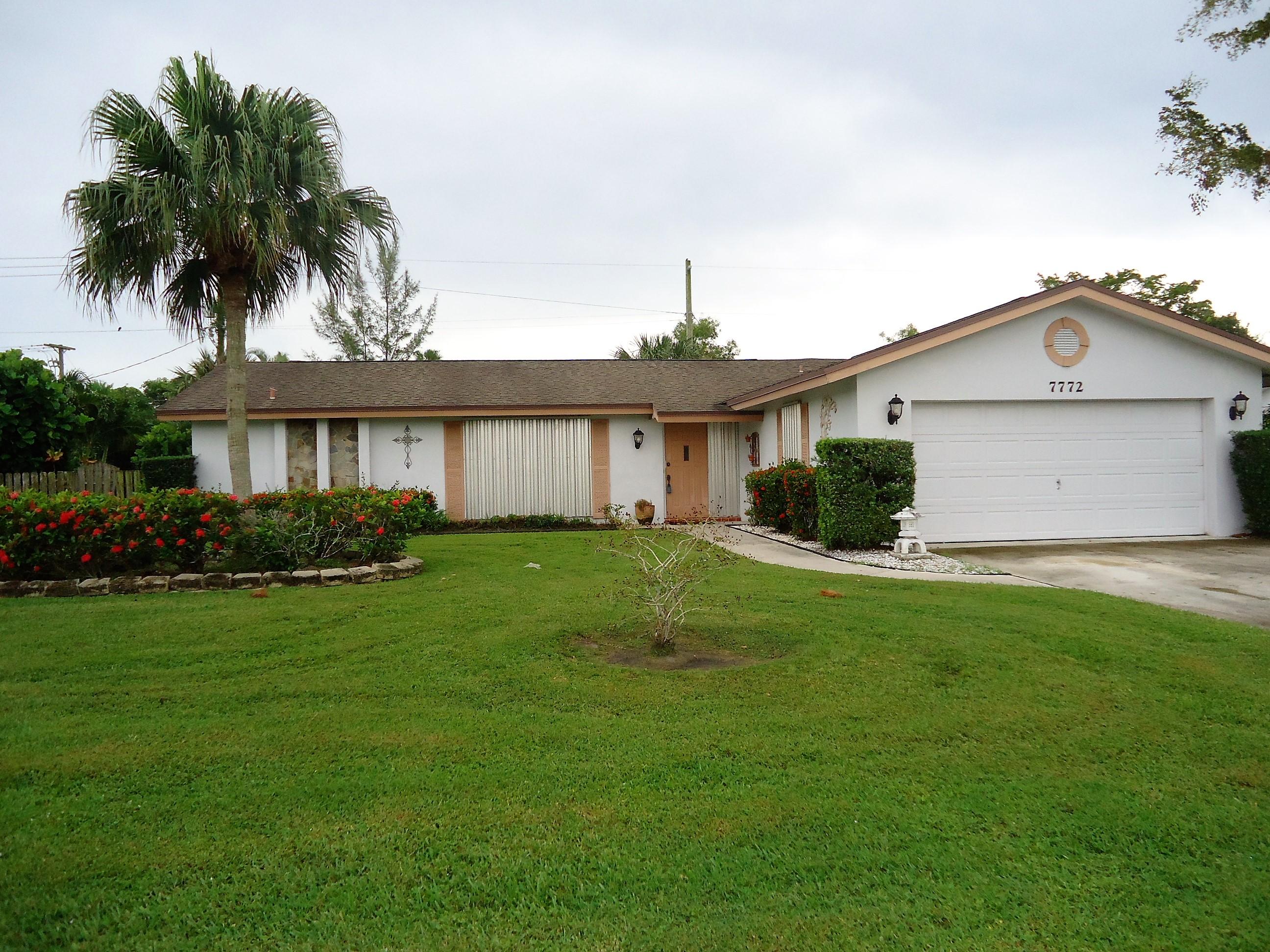 PALM BEACH NATL GOLF AND COUNTRY CLUB ESTATES 1 - Residential