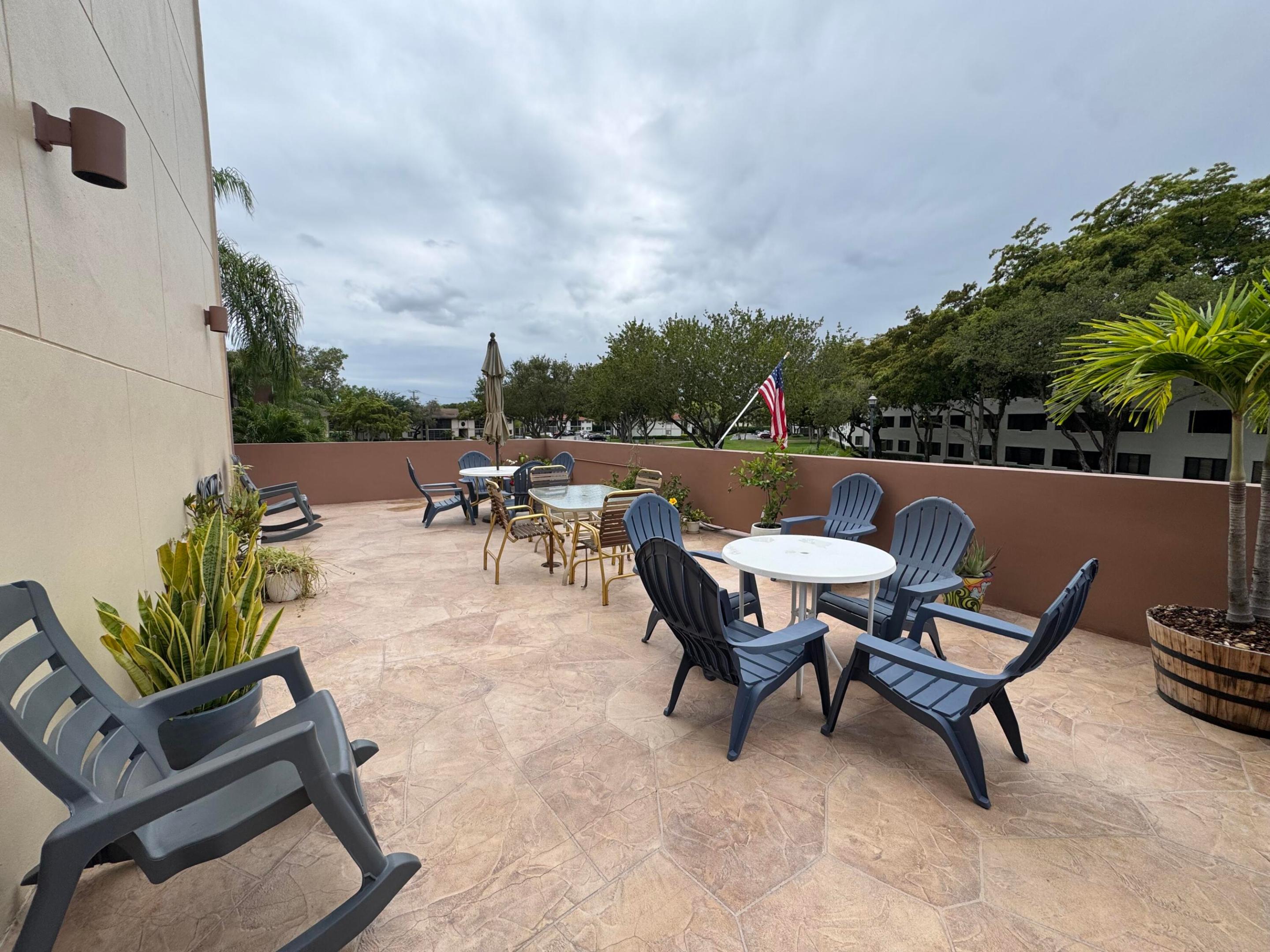 CLAIRMONT CONDOMINIUM H - Residential